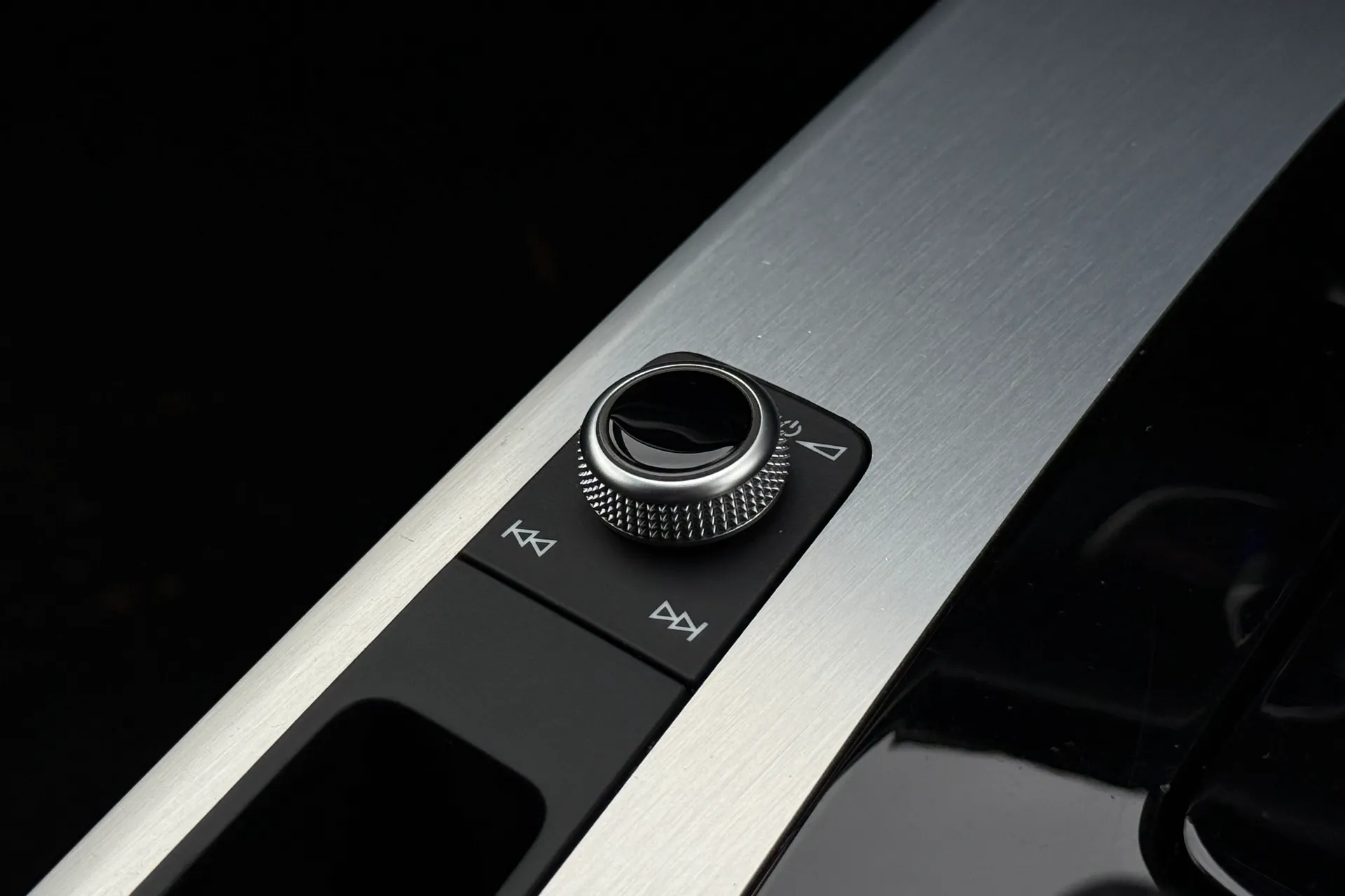 Audi Q5 thumbnail image number 16