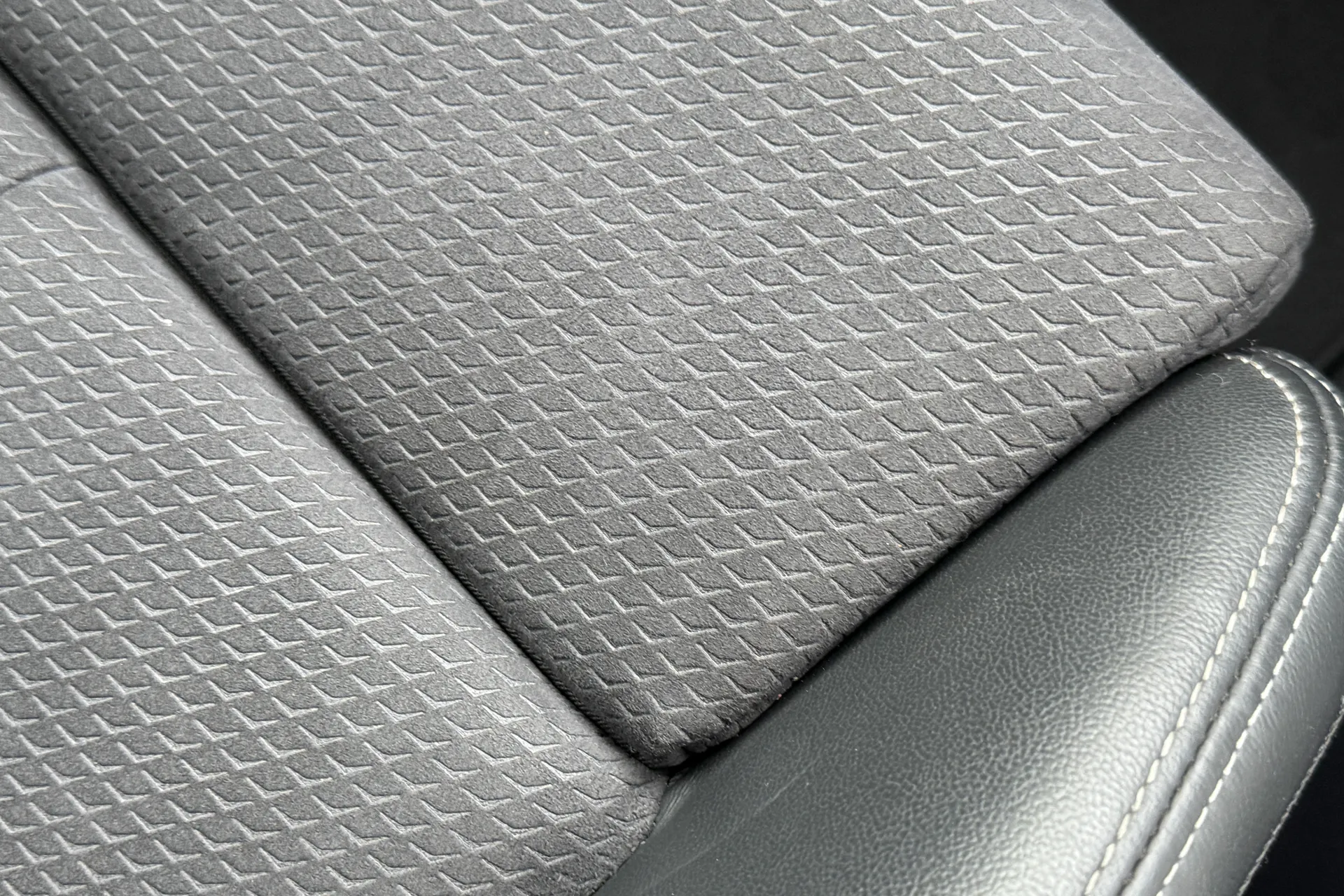 Audi Q5 thumbnail image number 30