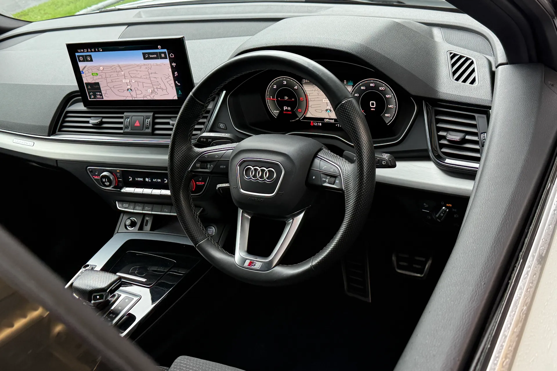 Audi Q5 thumbnail image number 36