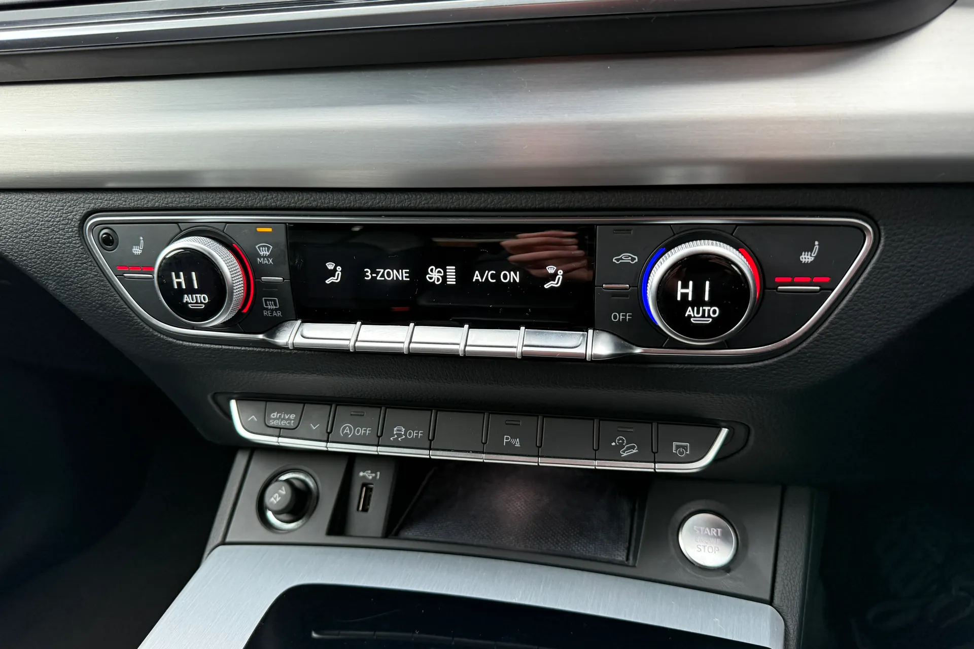 Audi Q5 thumbnail image number 13