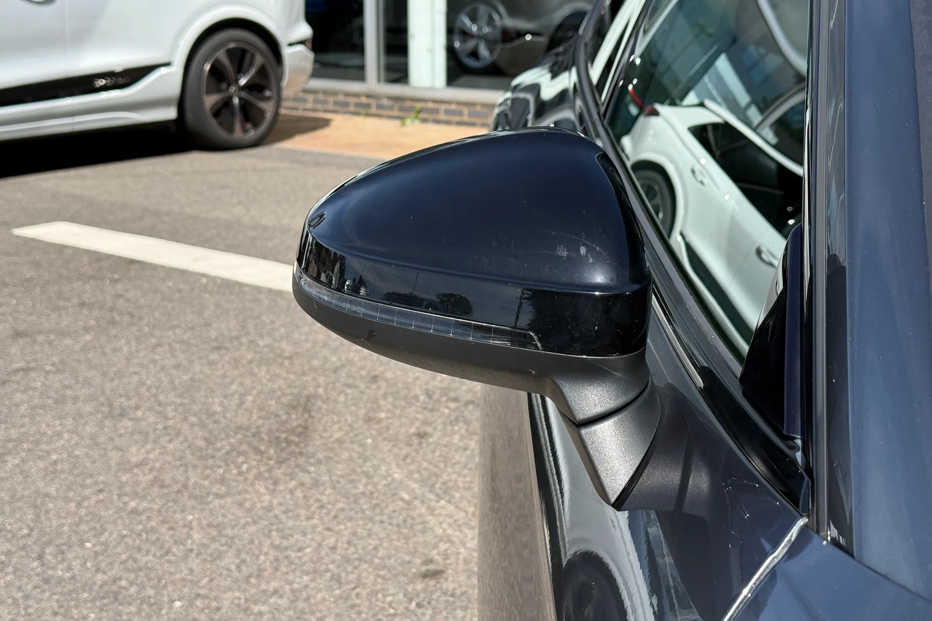 Audi RS5 thumbnail image number 10