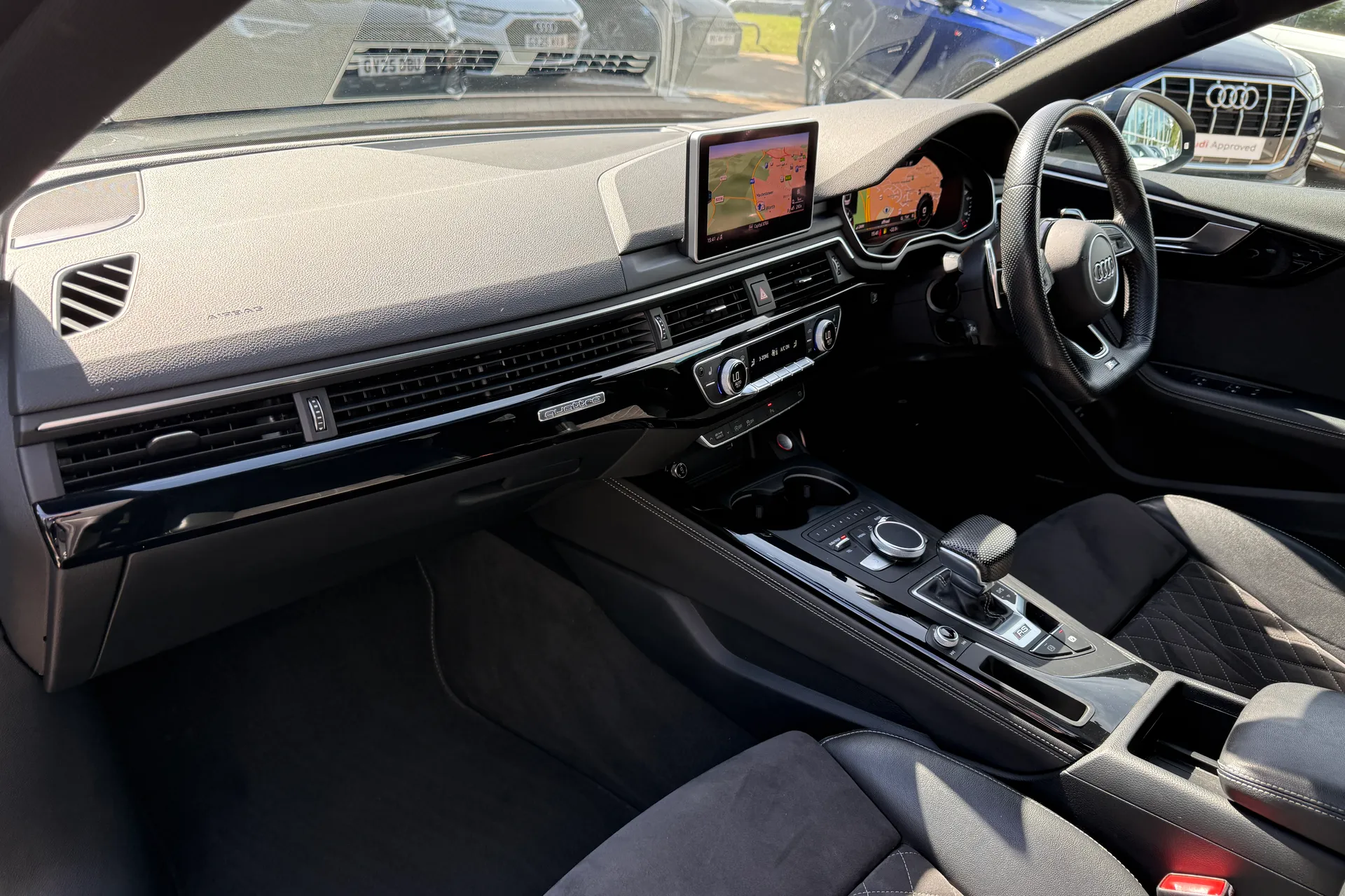 Audi RS5 thumbnail image number 49