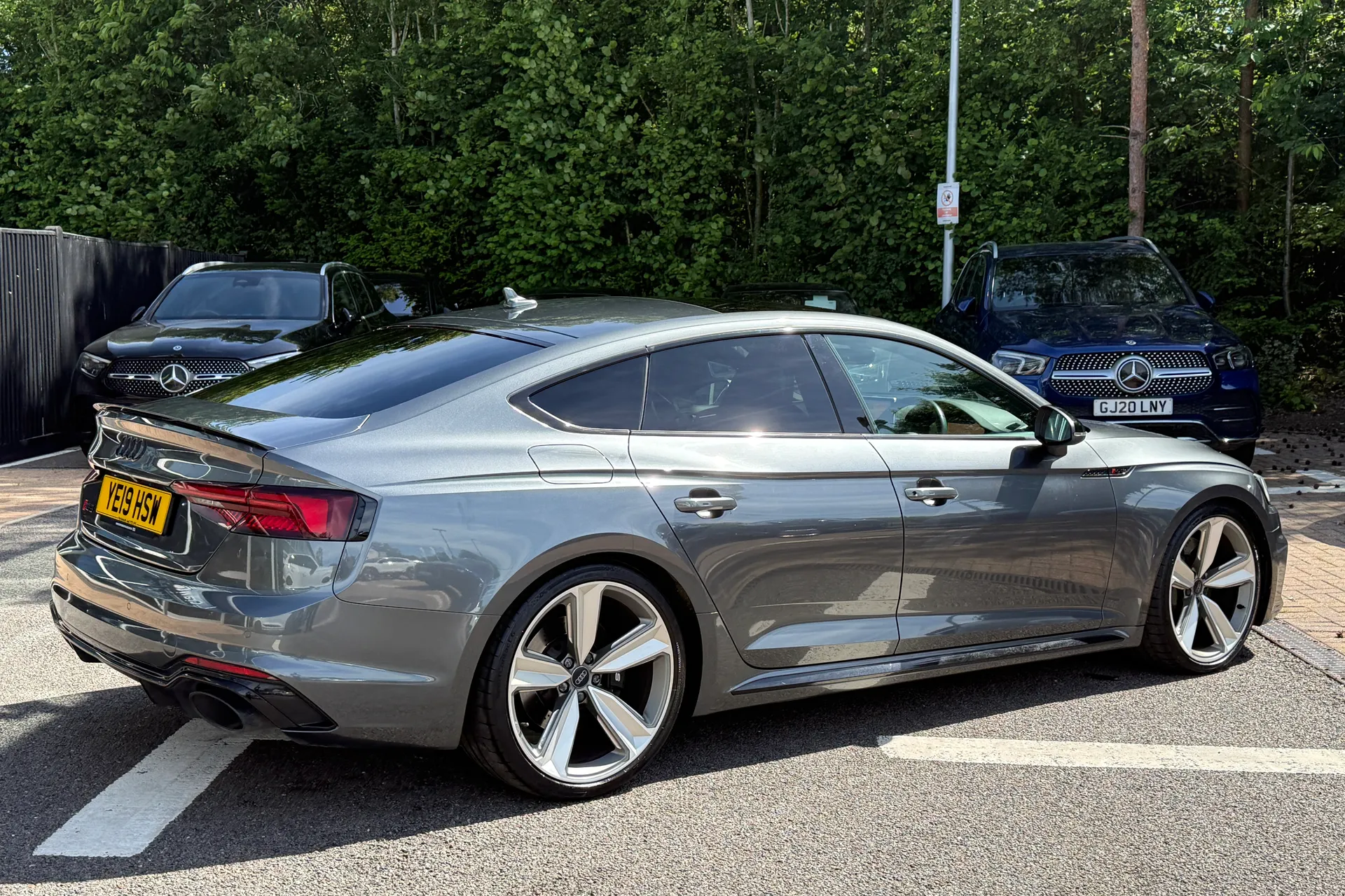 Audi RS5 thumbnail image number 36