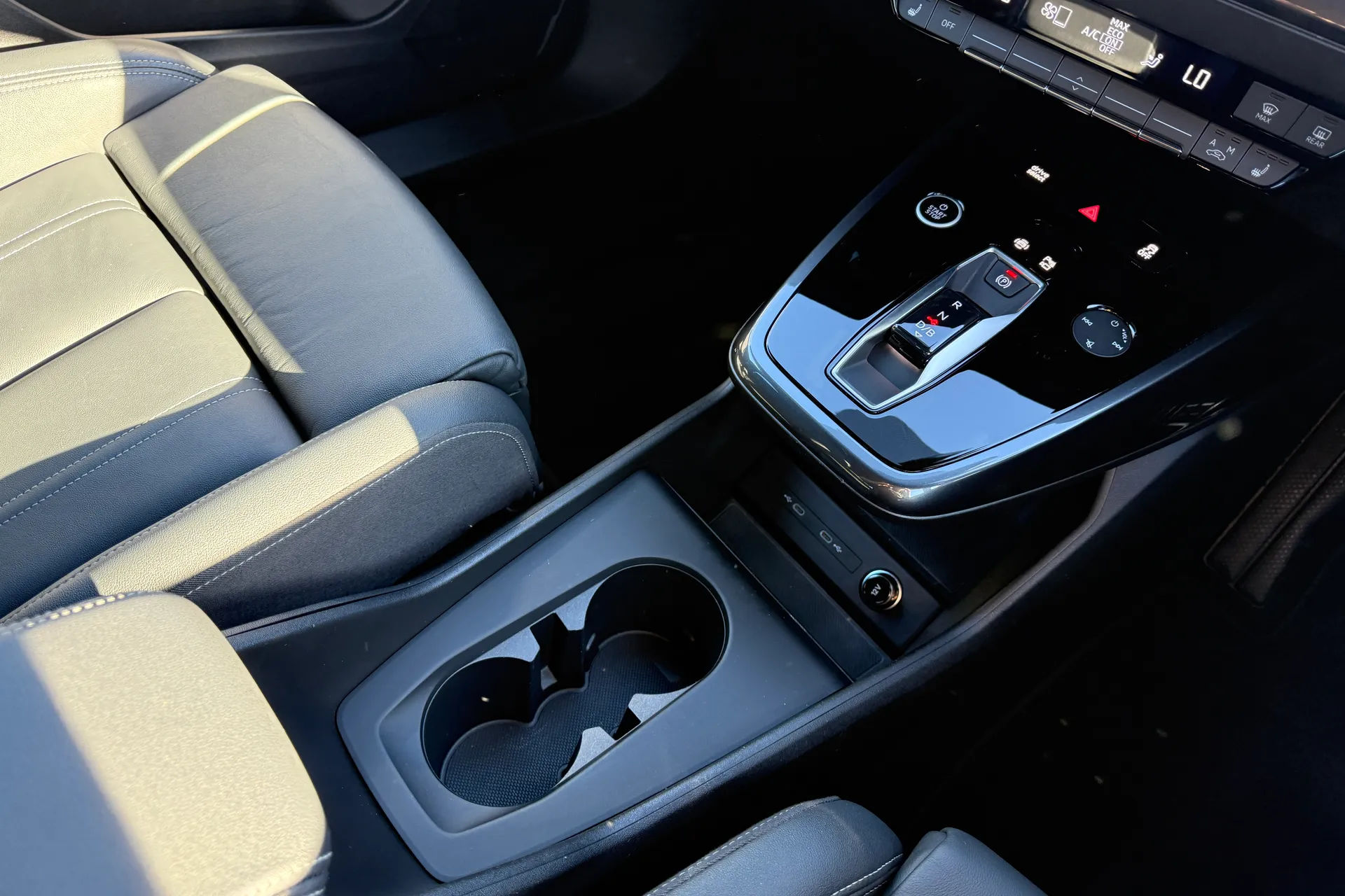 Audi Q4 thumbnail image number 42
