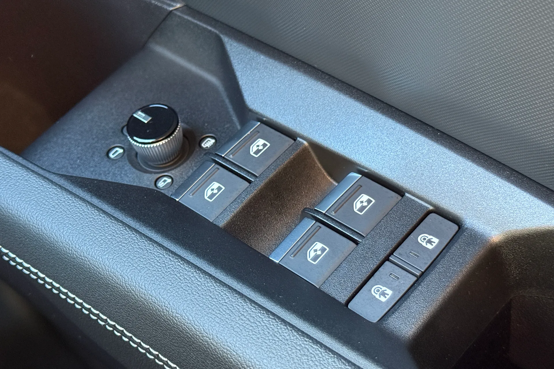 Audi Q4 thumbnail image number 21