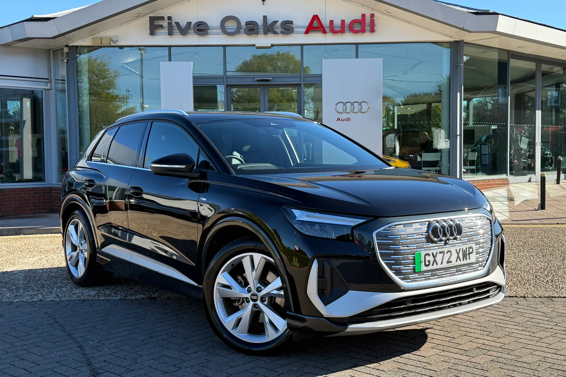 Audi Q4 thumbnail image number 2
