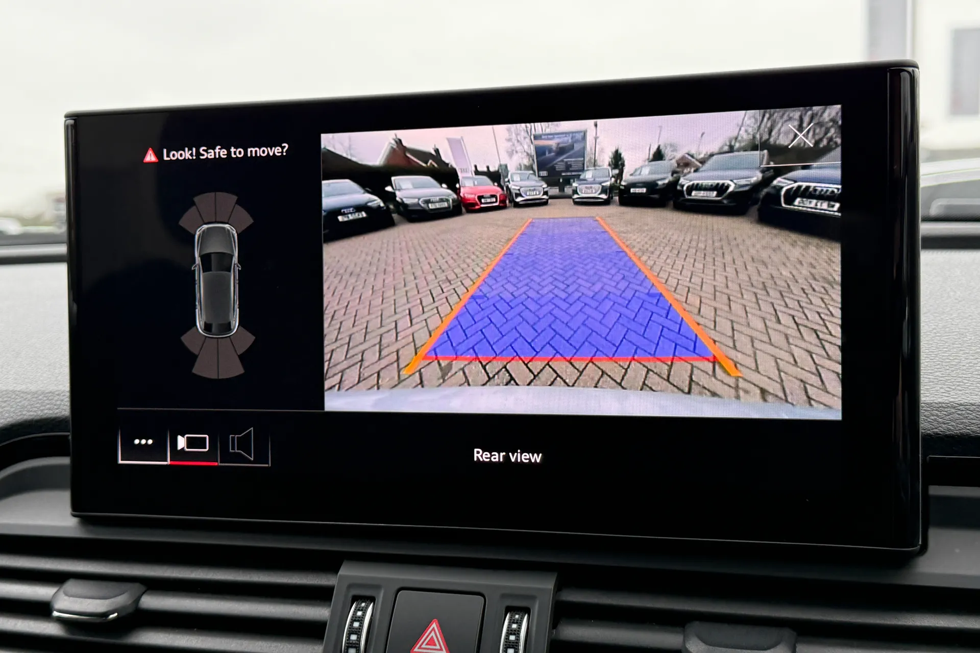 Audi Q5 thumbnail image number 4