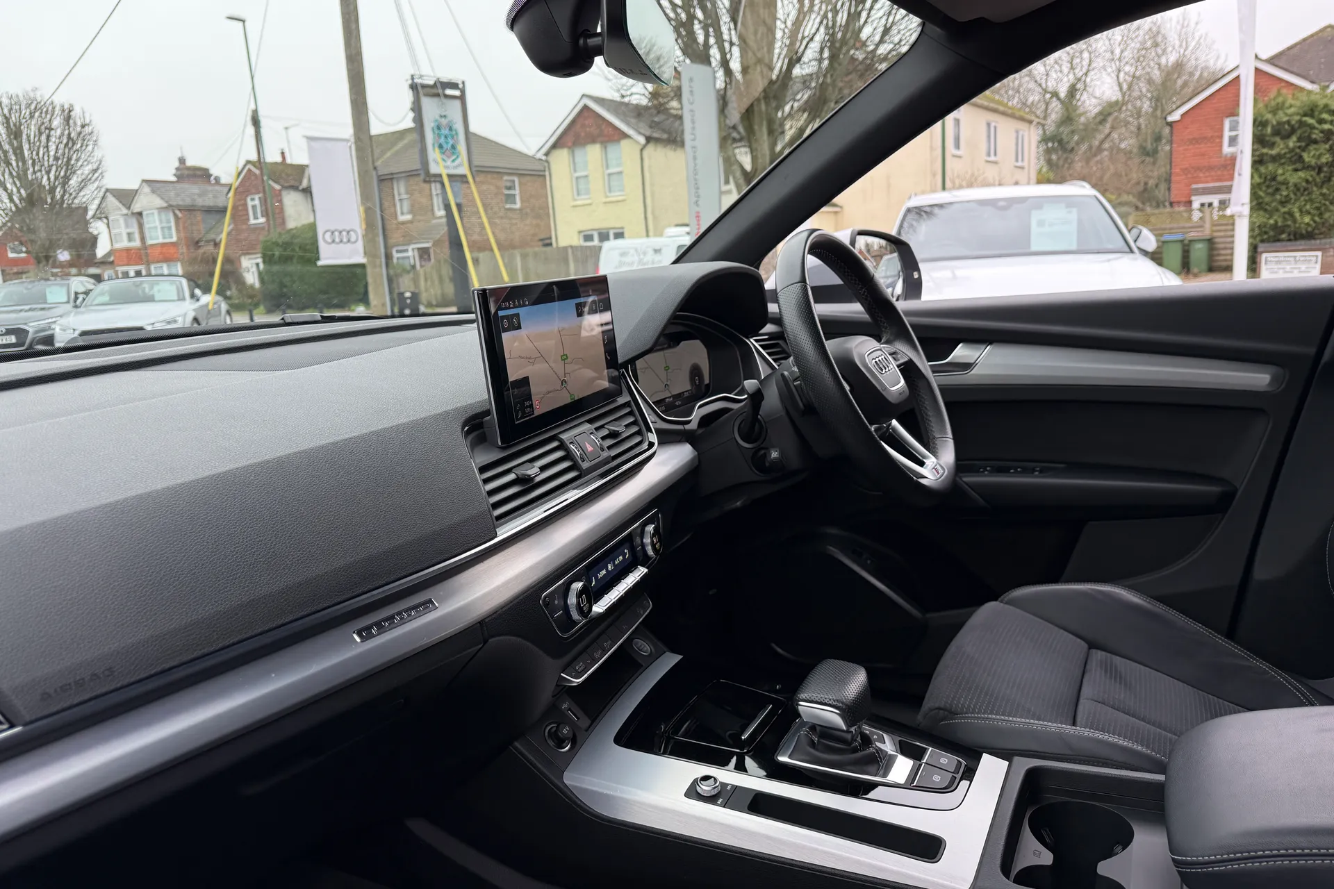 Audi Q5 thumbnail image number 25