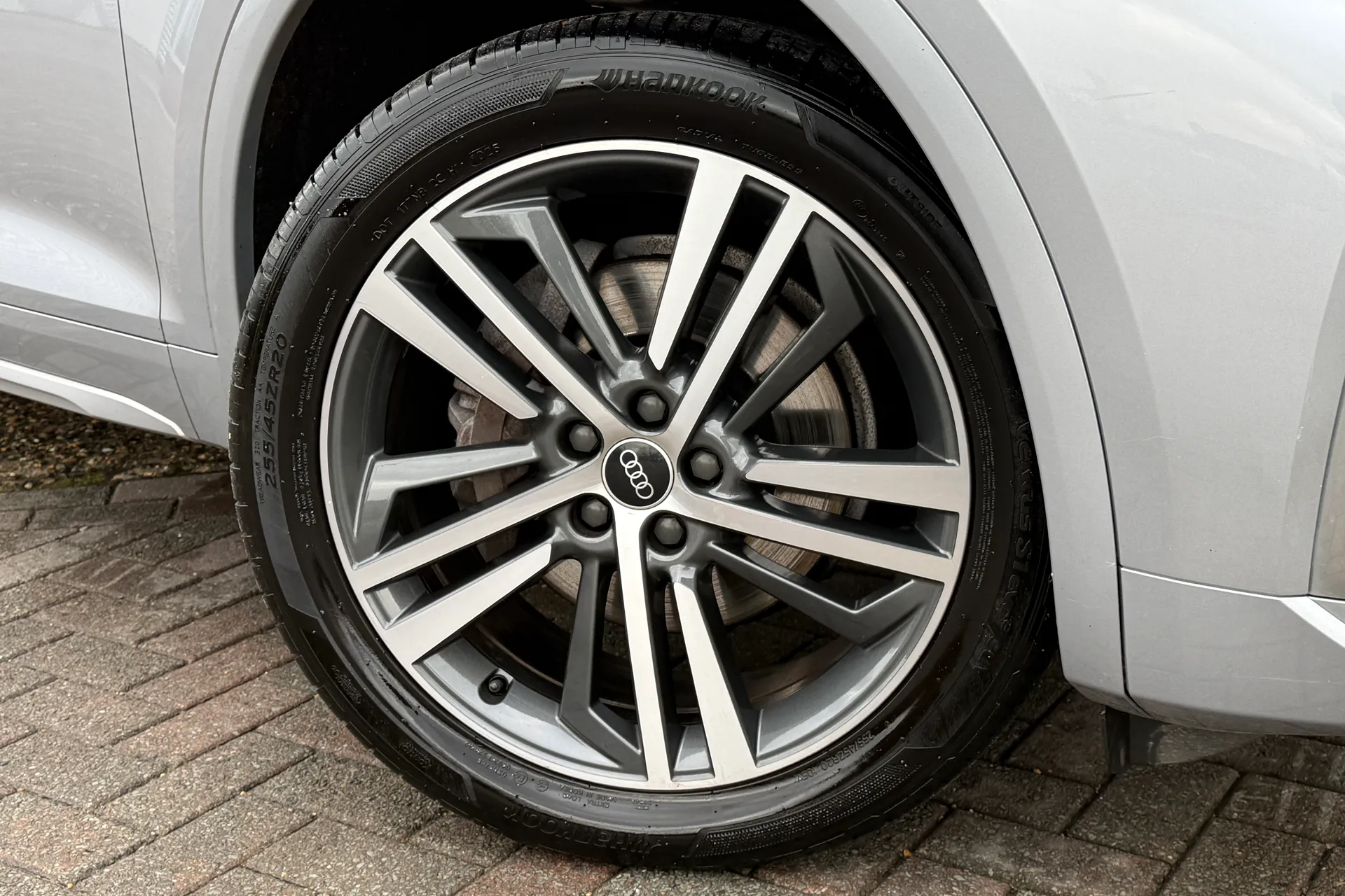 Audi Q5 thumbnail image number 7