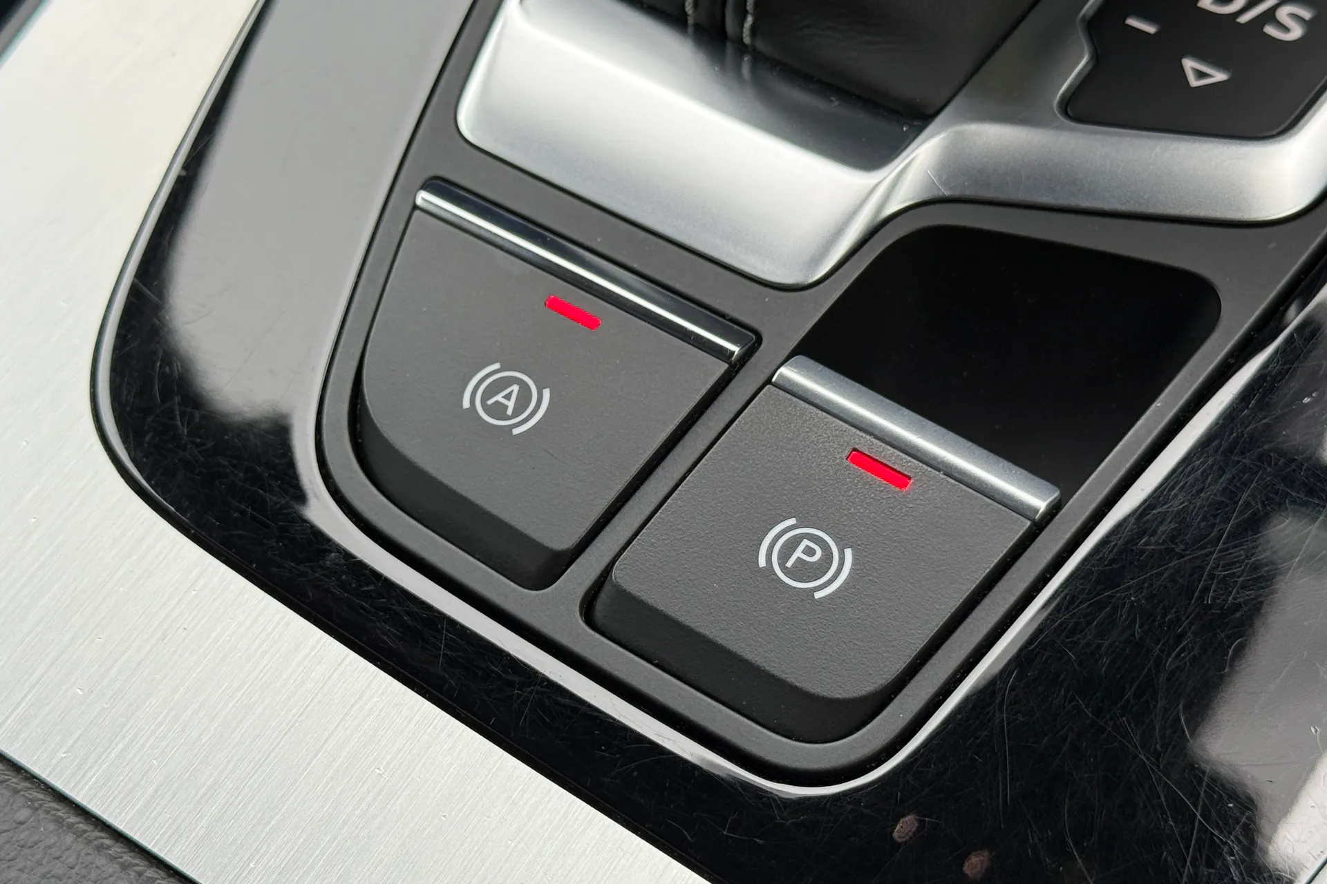 Audi Q5 thumbnail image number 35