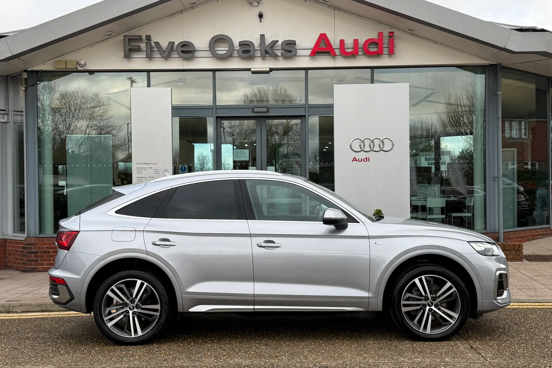 Audi Q5 thumbnail image number 2