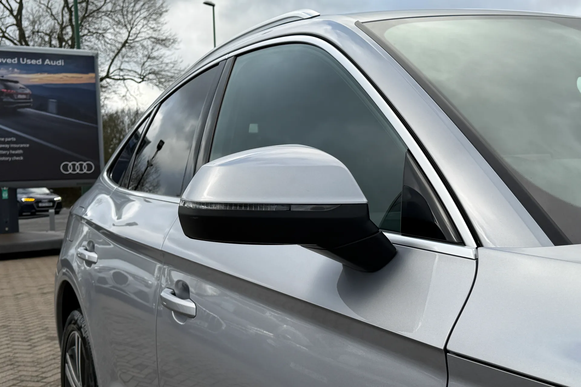 Audi Q5 thumbnail image number 44