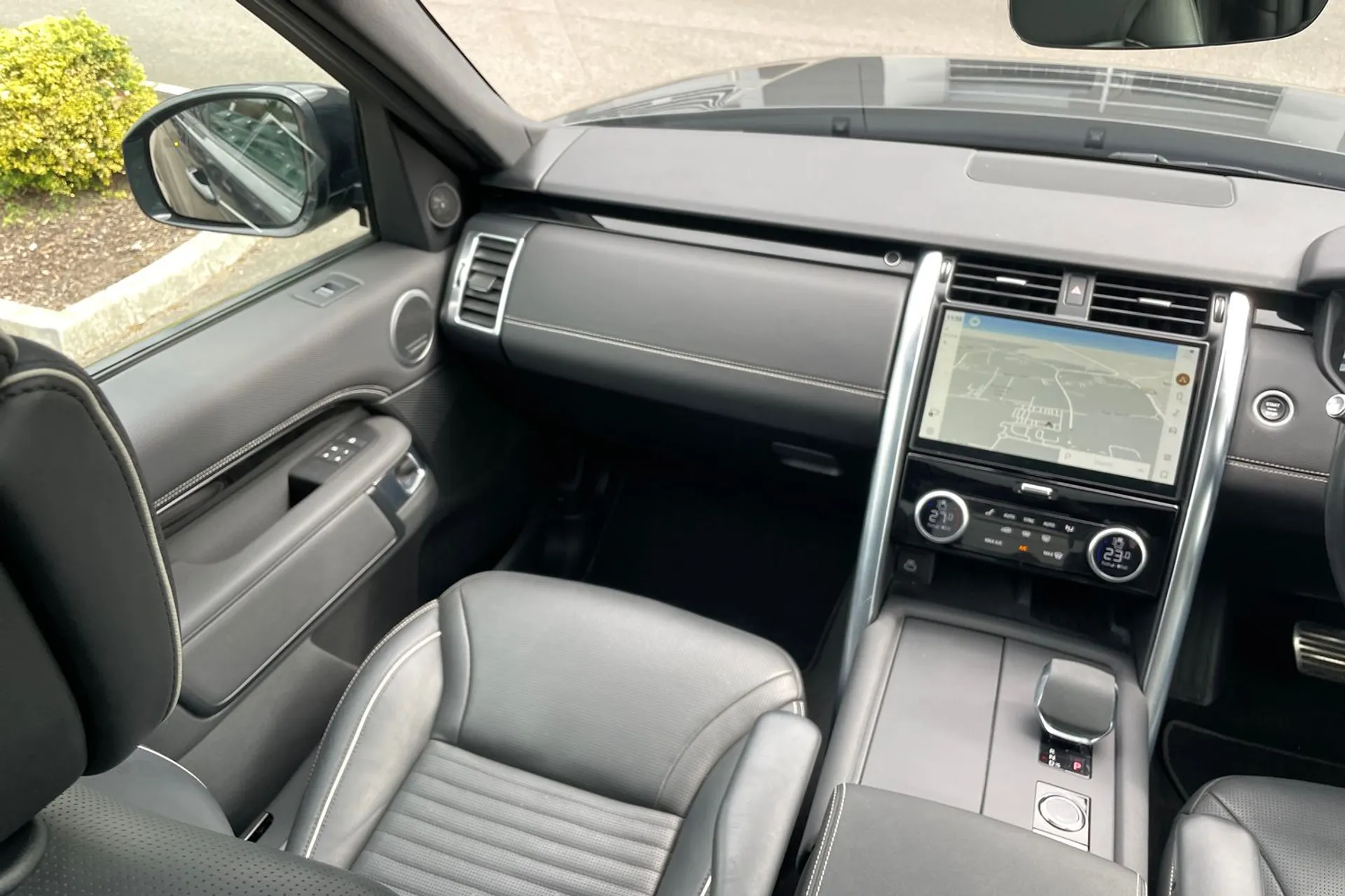 LAND ROVER DISCOVERY thumbnail image number 17