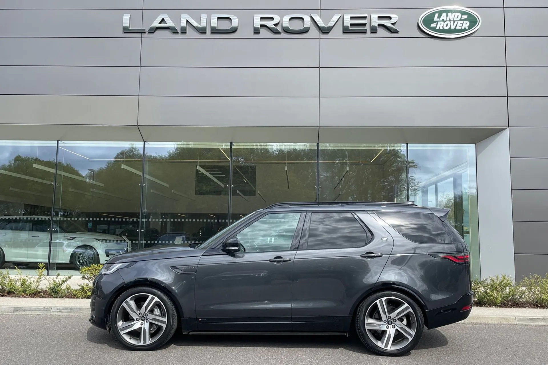 LAND ROVER DISCOVERY thumbnail image number 9