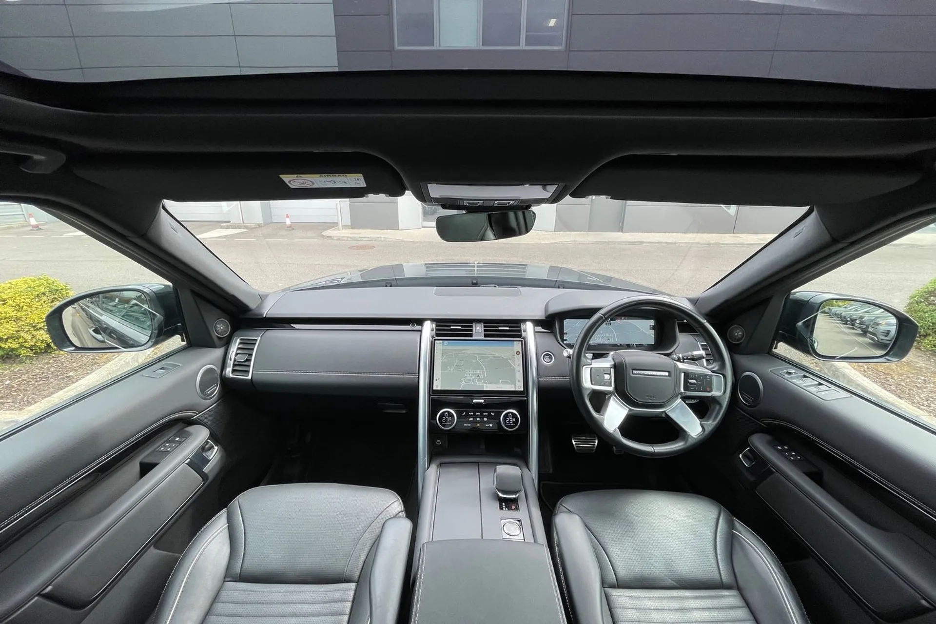 LAND ROVER DISCOVERY thumbnail image number 4