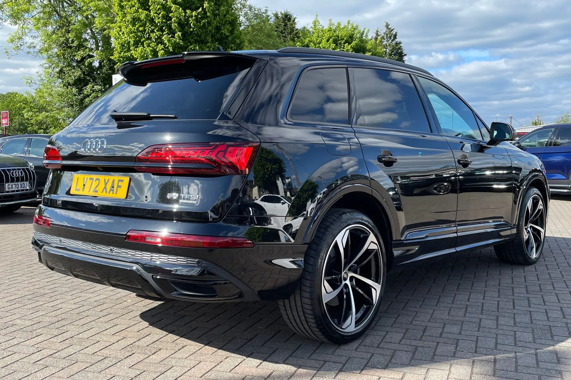 Audi Q7 thumbnail image number 4