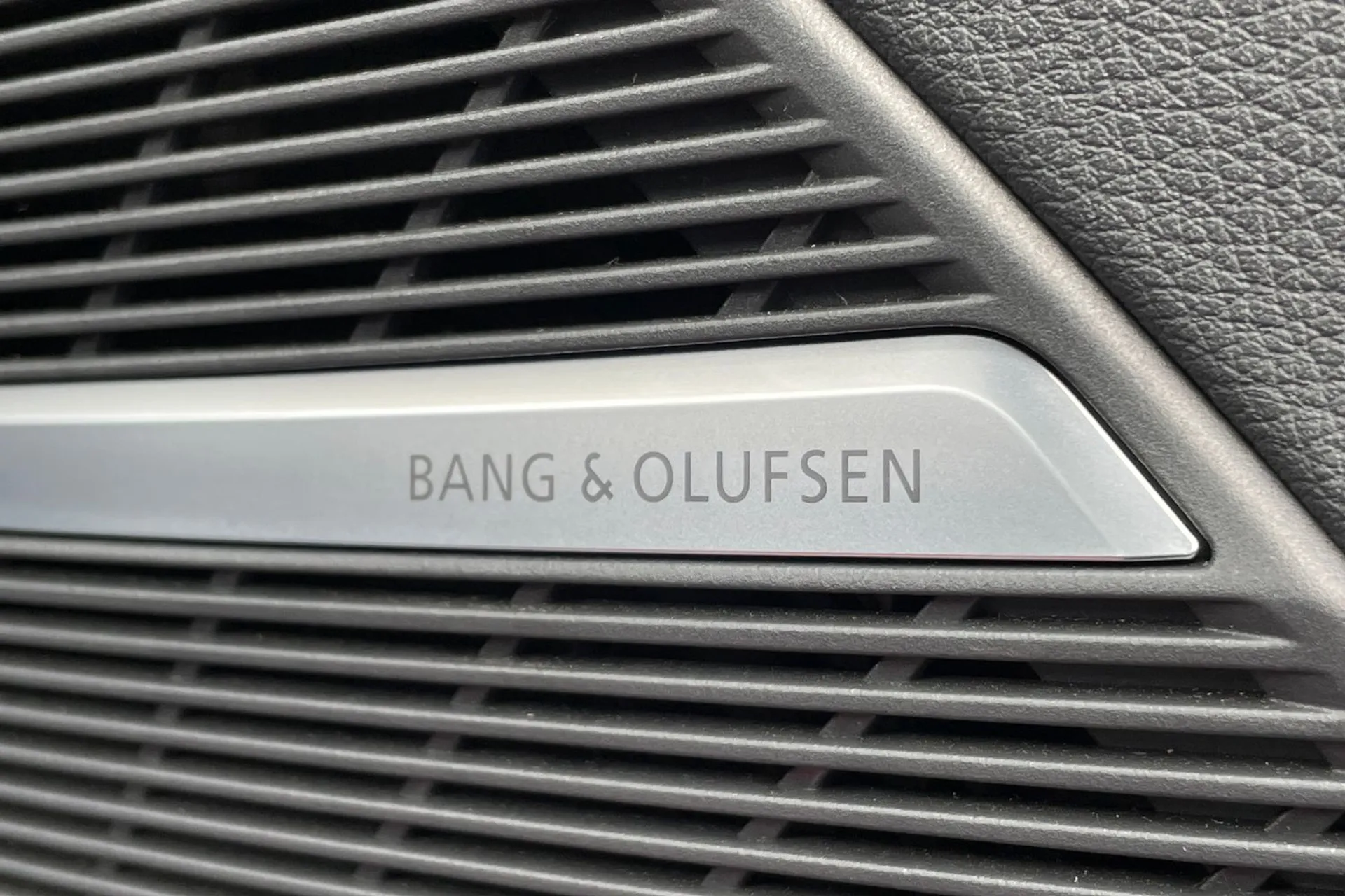 Audi Q7 thumbnail image number 14