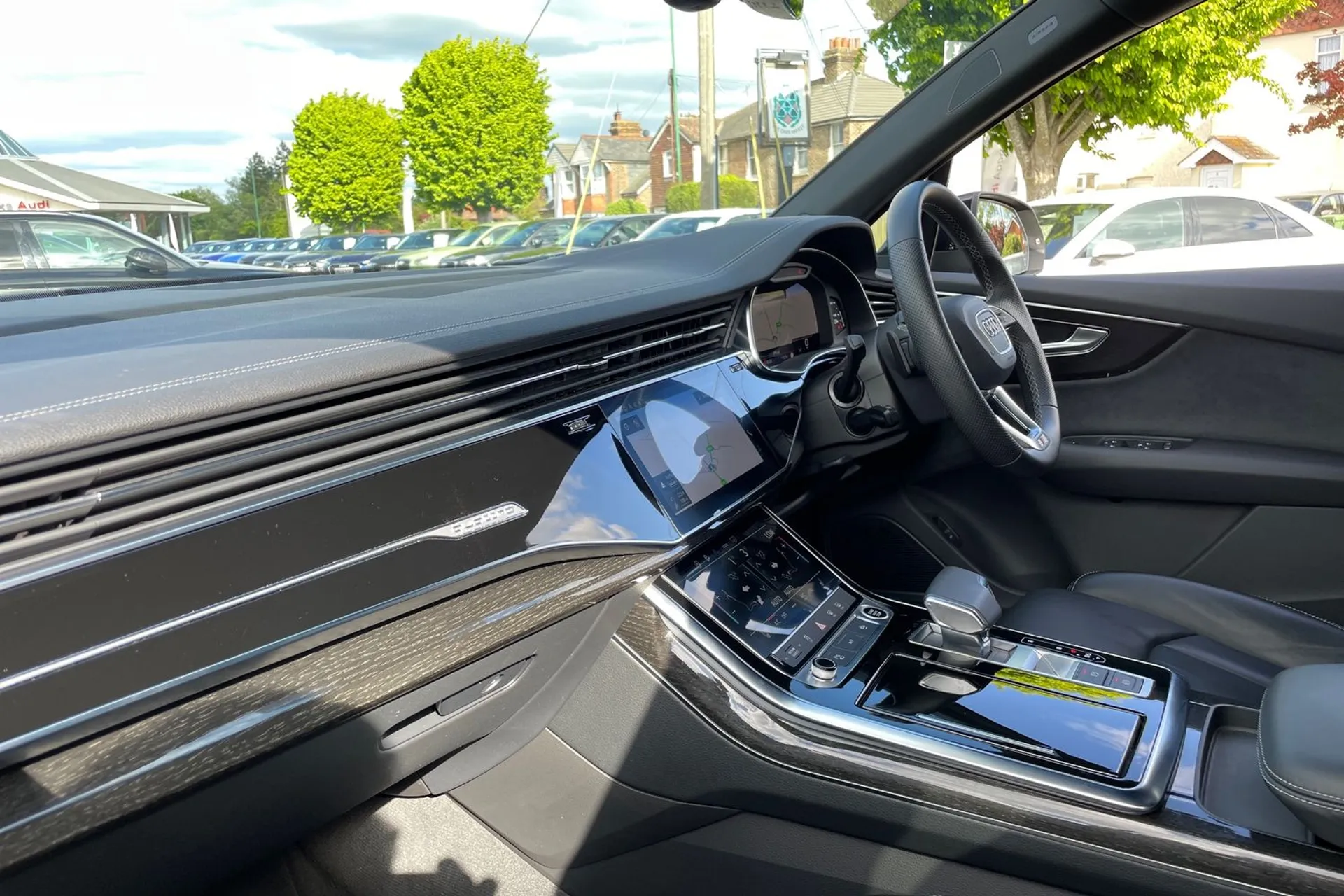 Audi Q7 thumbnail image number 26