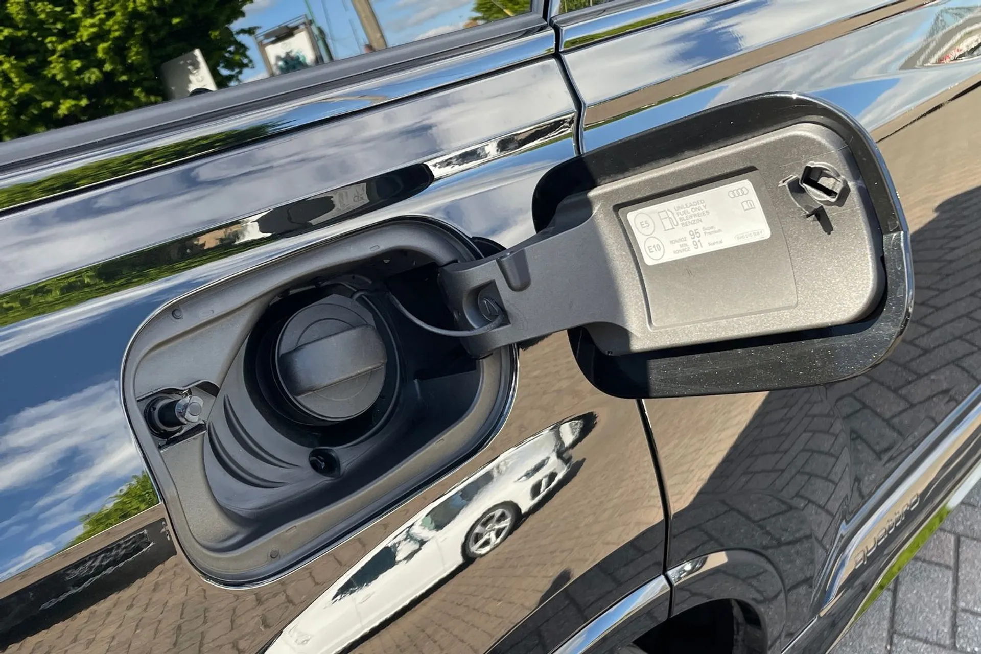 Audi Q7 thumbnail image number 47