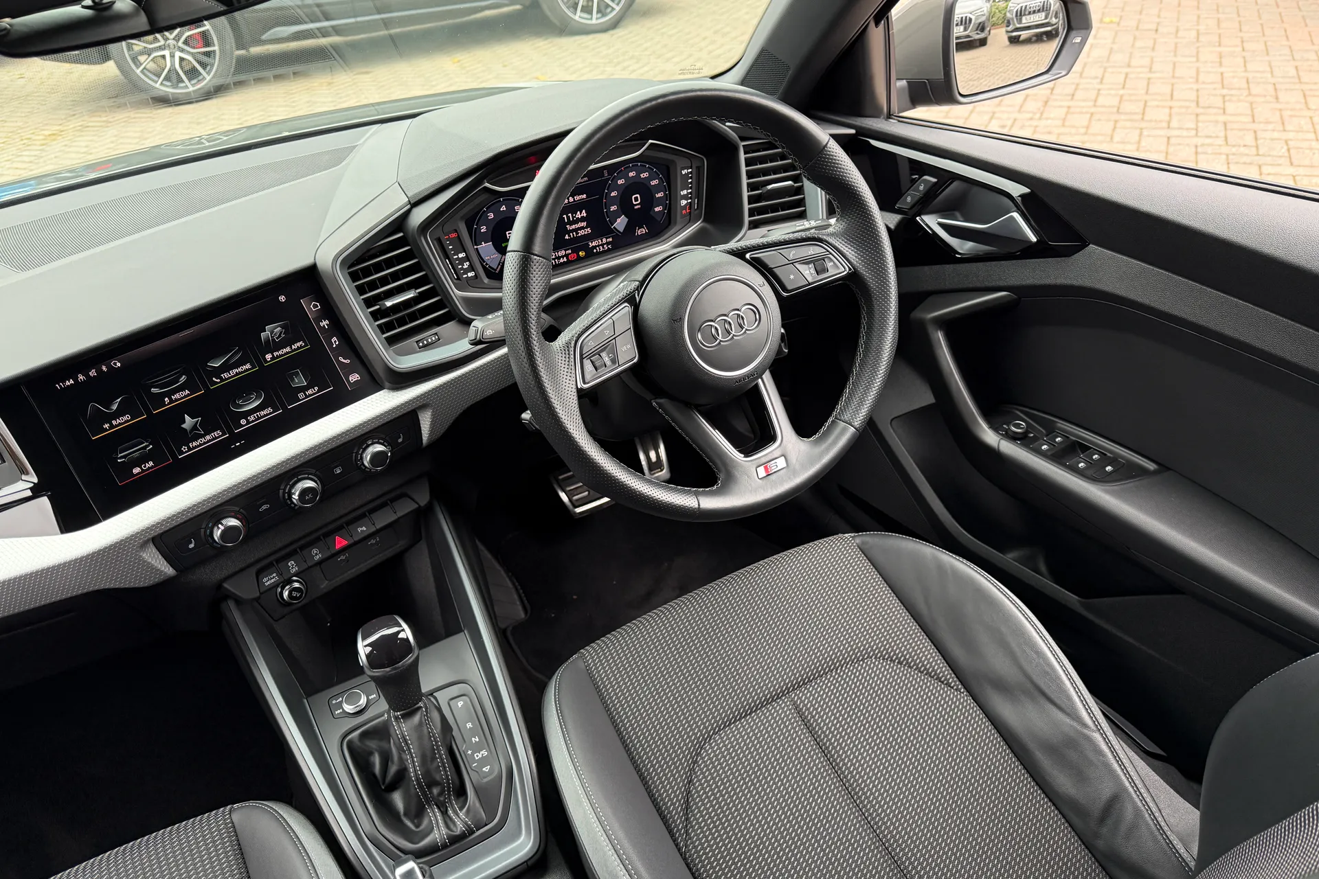 Audi A1 thumbnail image number 38