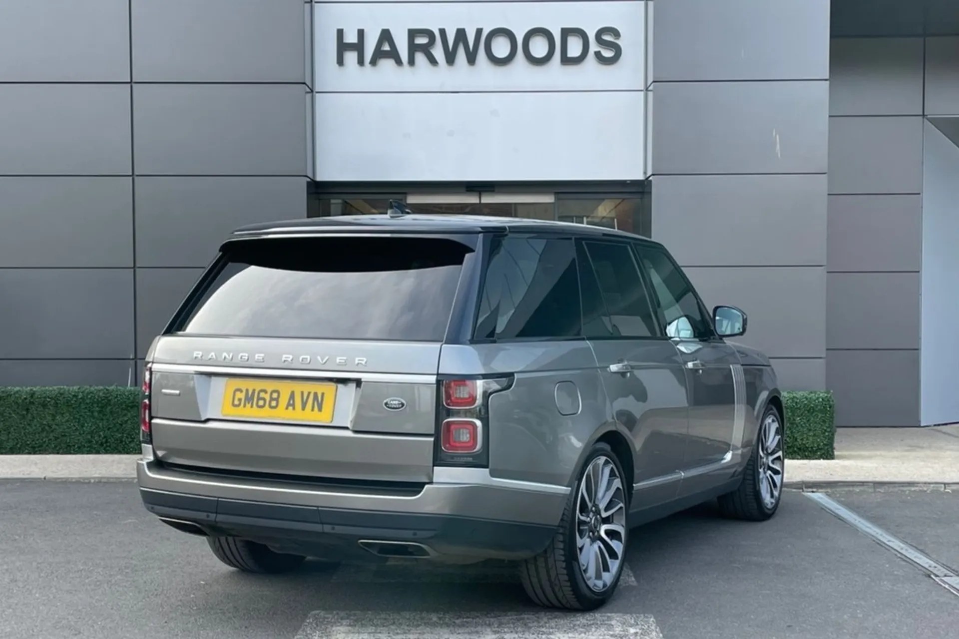 LAND ROVER RANGE ROVER thumbnail image number 7