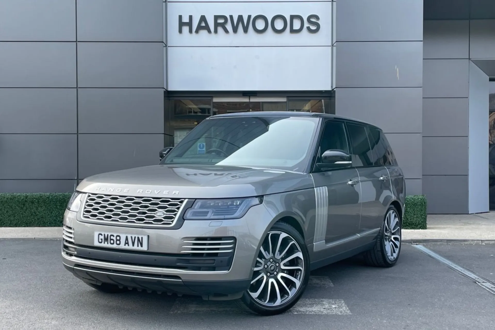 LAND ROVER RANGE ROVER thumbnail image number 18