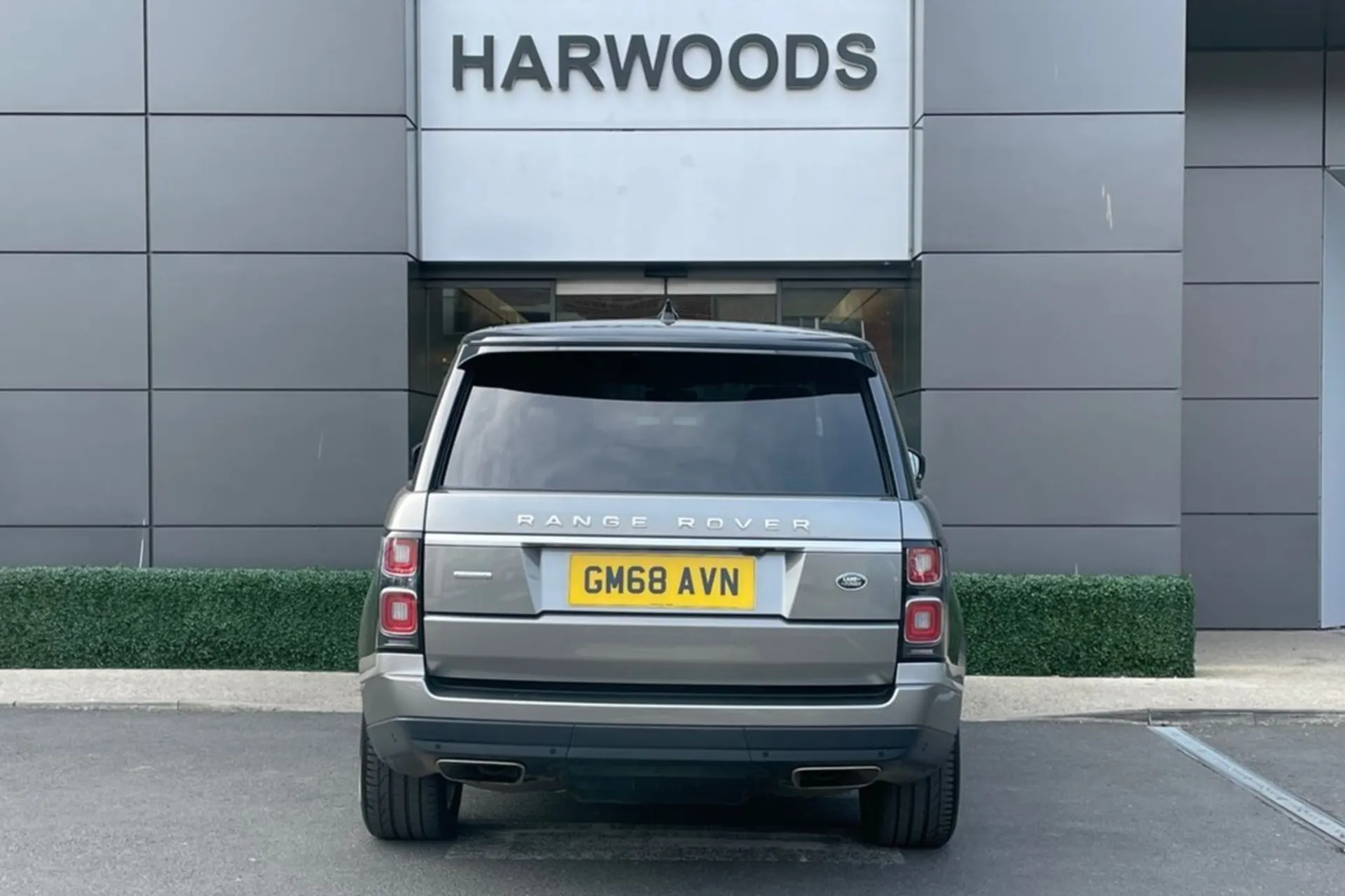 LAND ROVER RANGE ROVER thumbnail image number 13