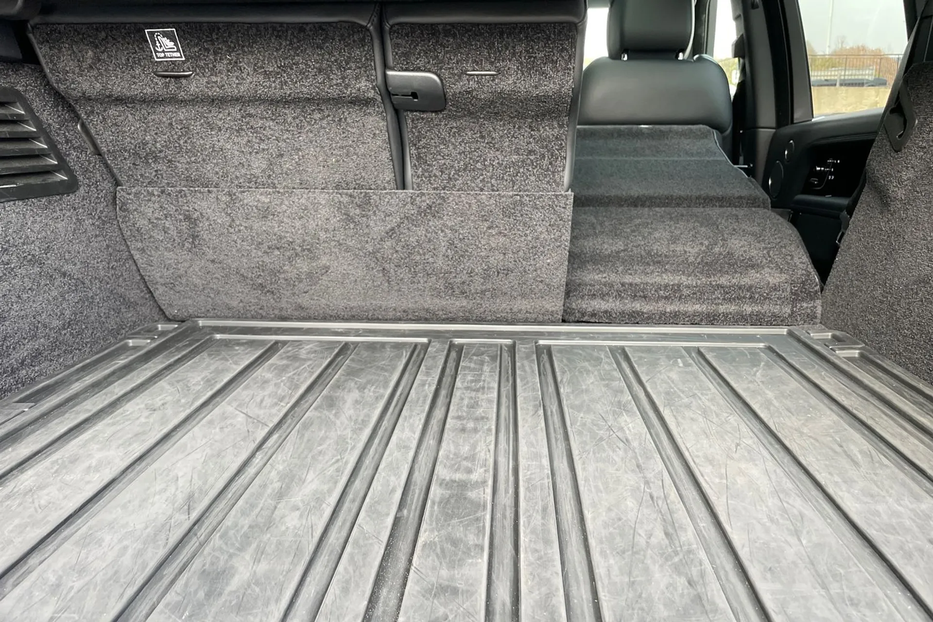 LAND ROVER RANGE ROVER thumbnail image number 34