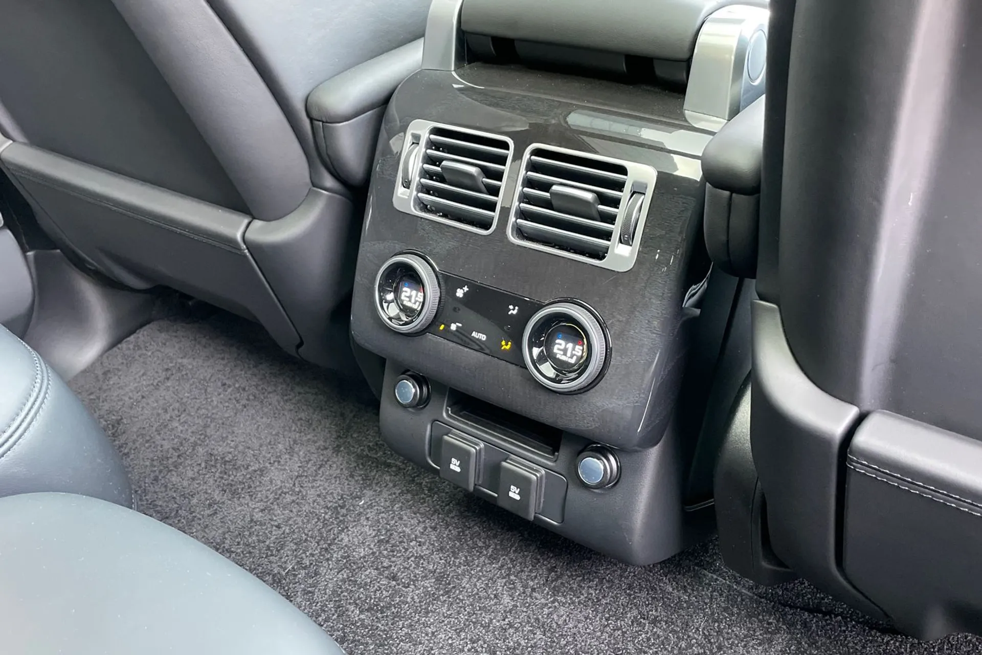 LAND ROVER RANGE ROVER thumbnail image number 58