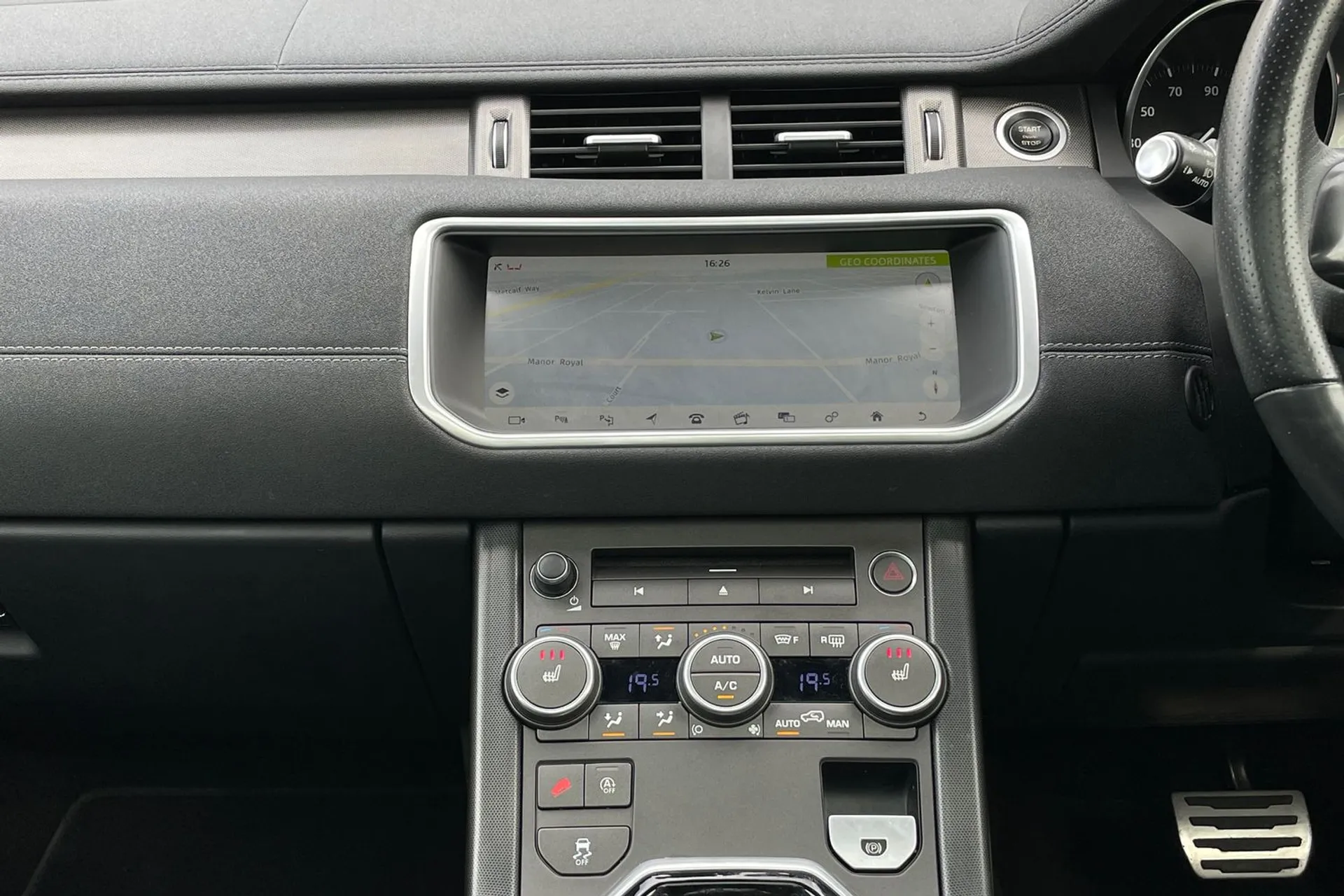 LAND ROVER RANGE ROVER EVOQUE thumbnail image number 18