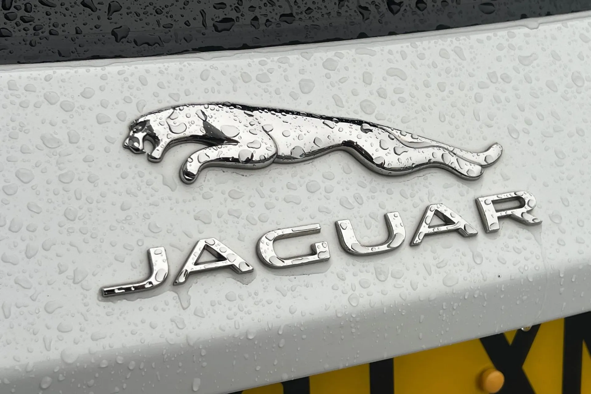 Jaguar E-PACE thumbnail image number 50