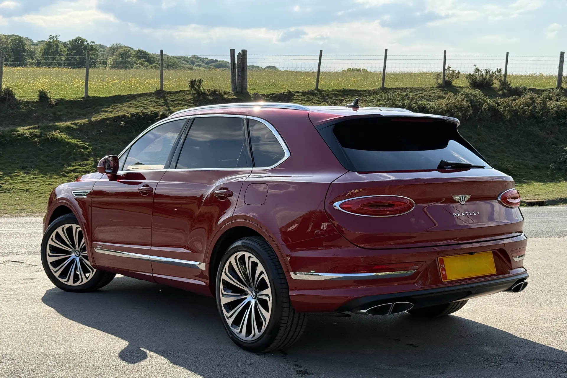 Bentley BENTAYGA thumbnail image number 15