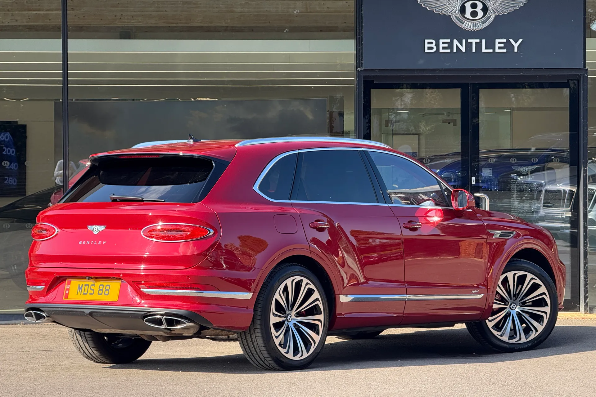 Bentley BENTAYGA thumbnail image number 11