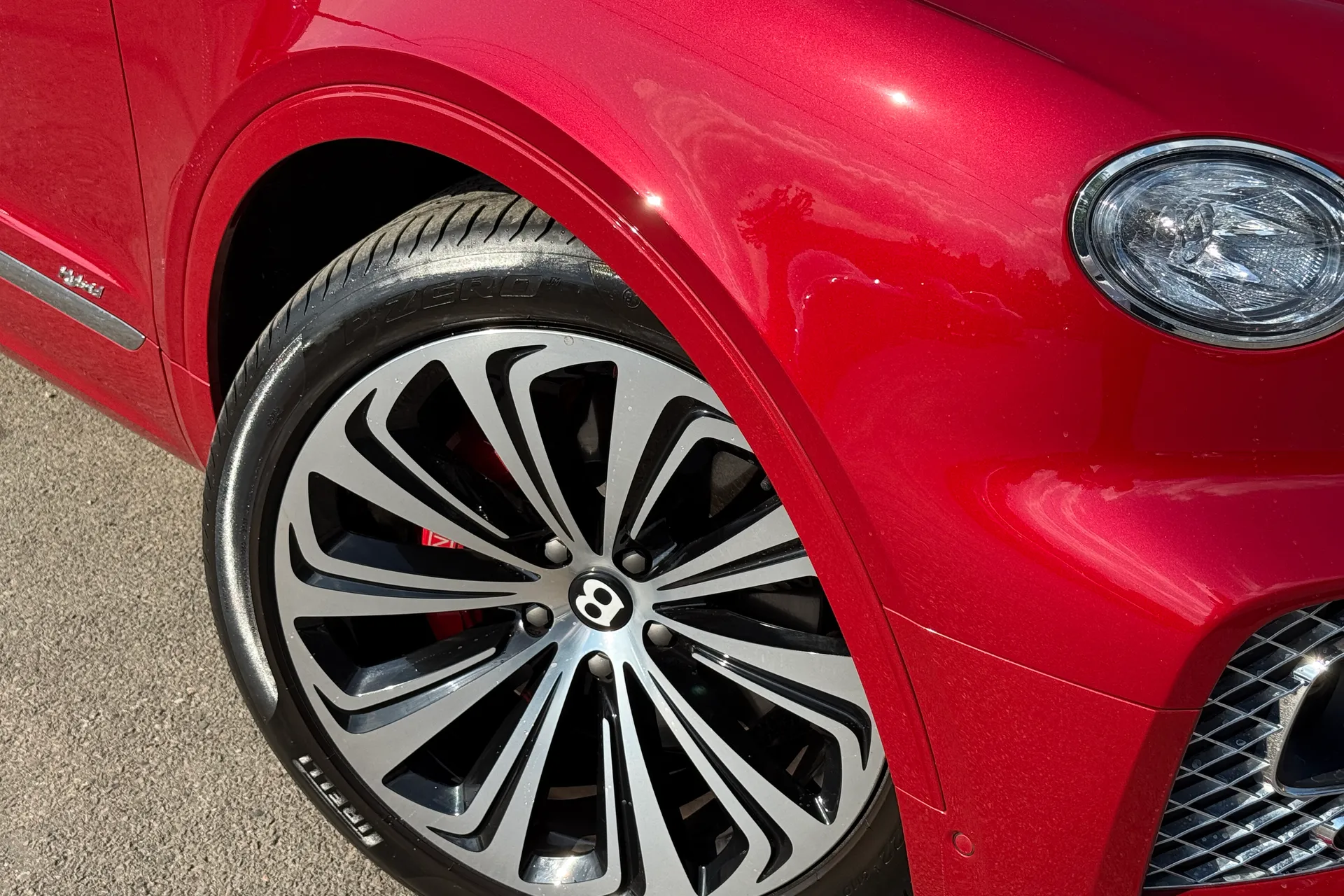 Bentley BENTAYGA thumbnail image number 7