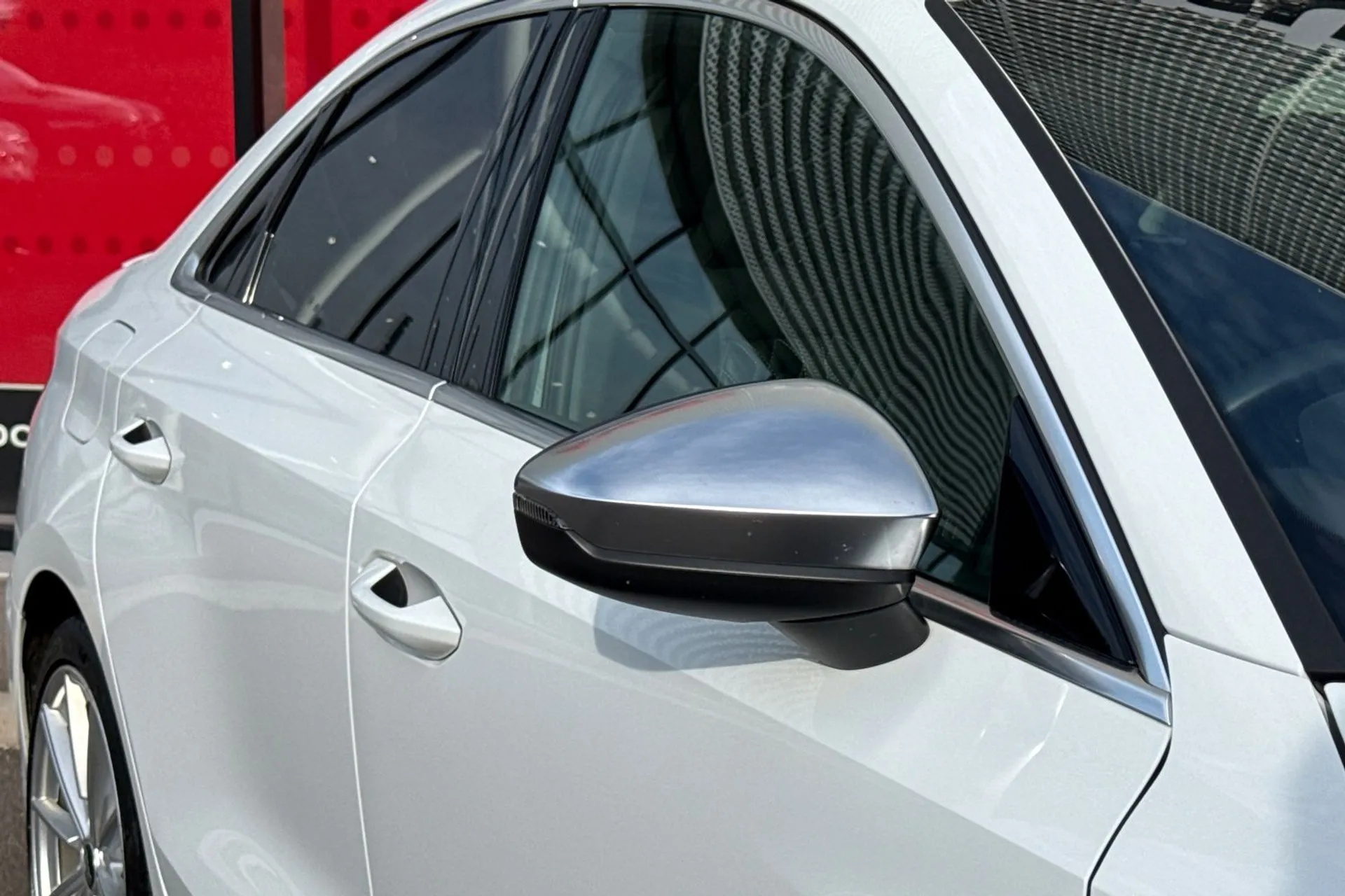 Audi A3 thumbnail image number 36