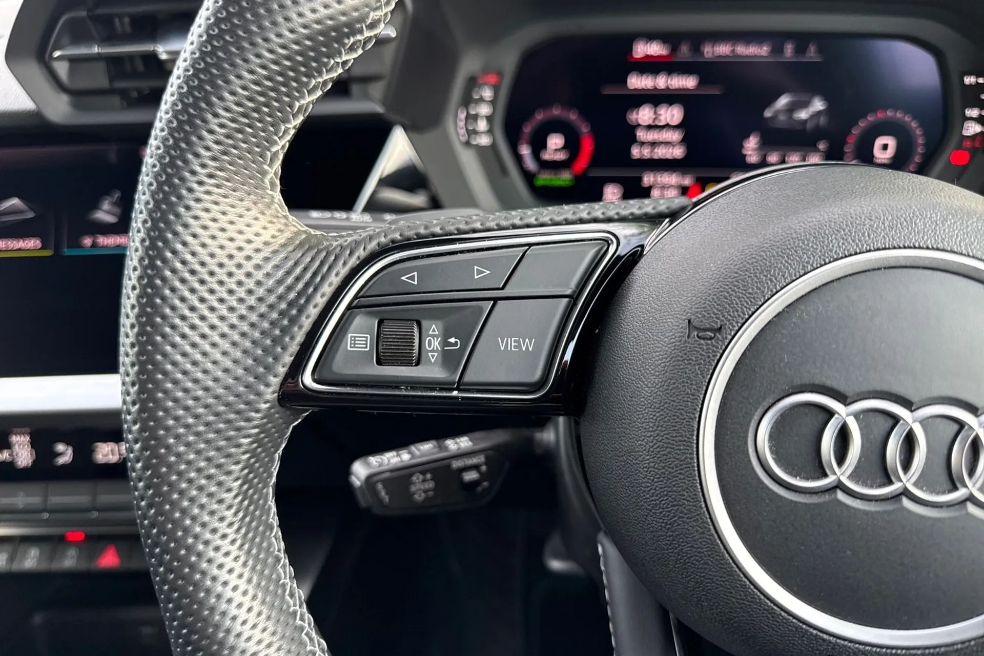 Audi A3 thumbnail image number 40