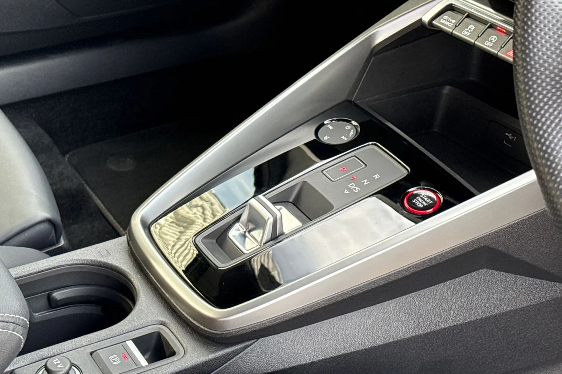 Audi A3 thumbnail image number 12