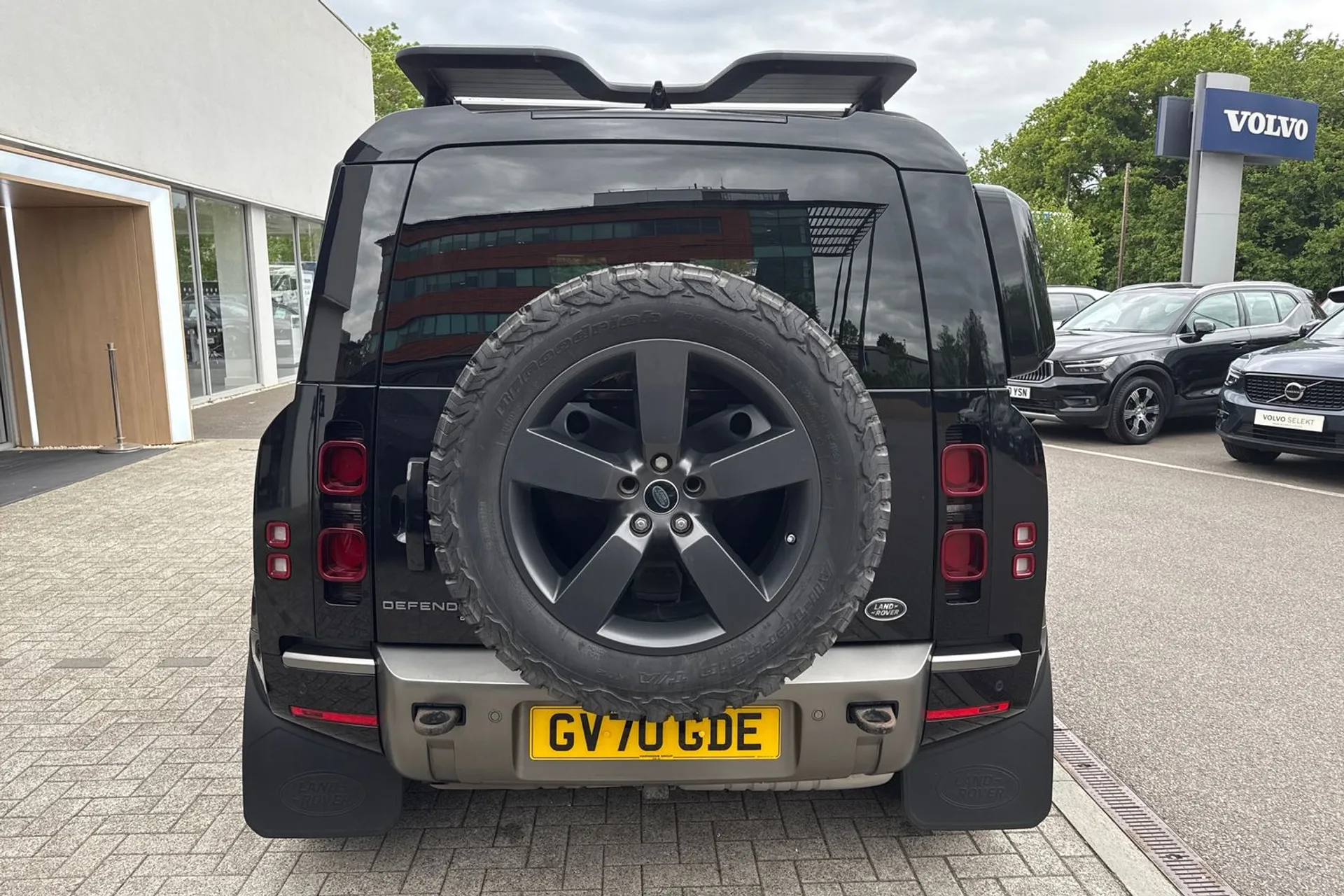 LAND ROVER DEFENDER thumbnail image number 9