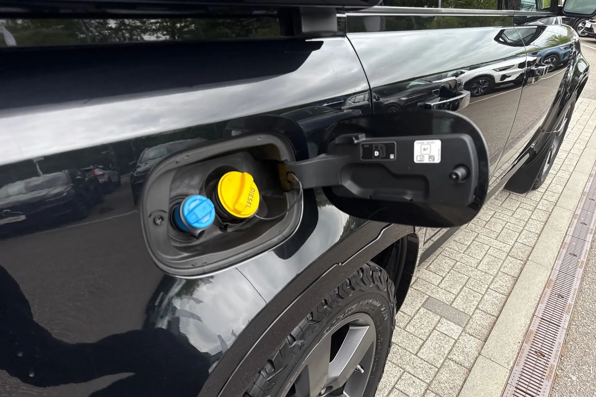 LAND ROVER DEFENDER thumbnail image number 20