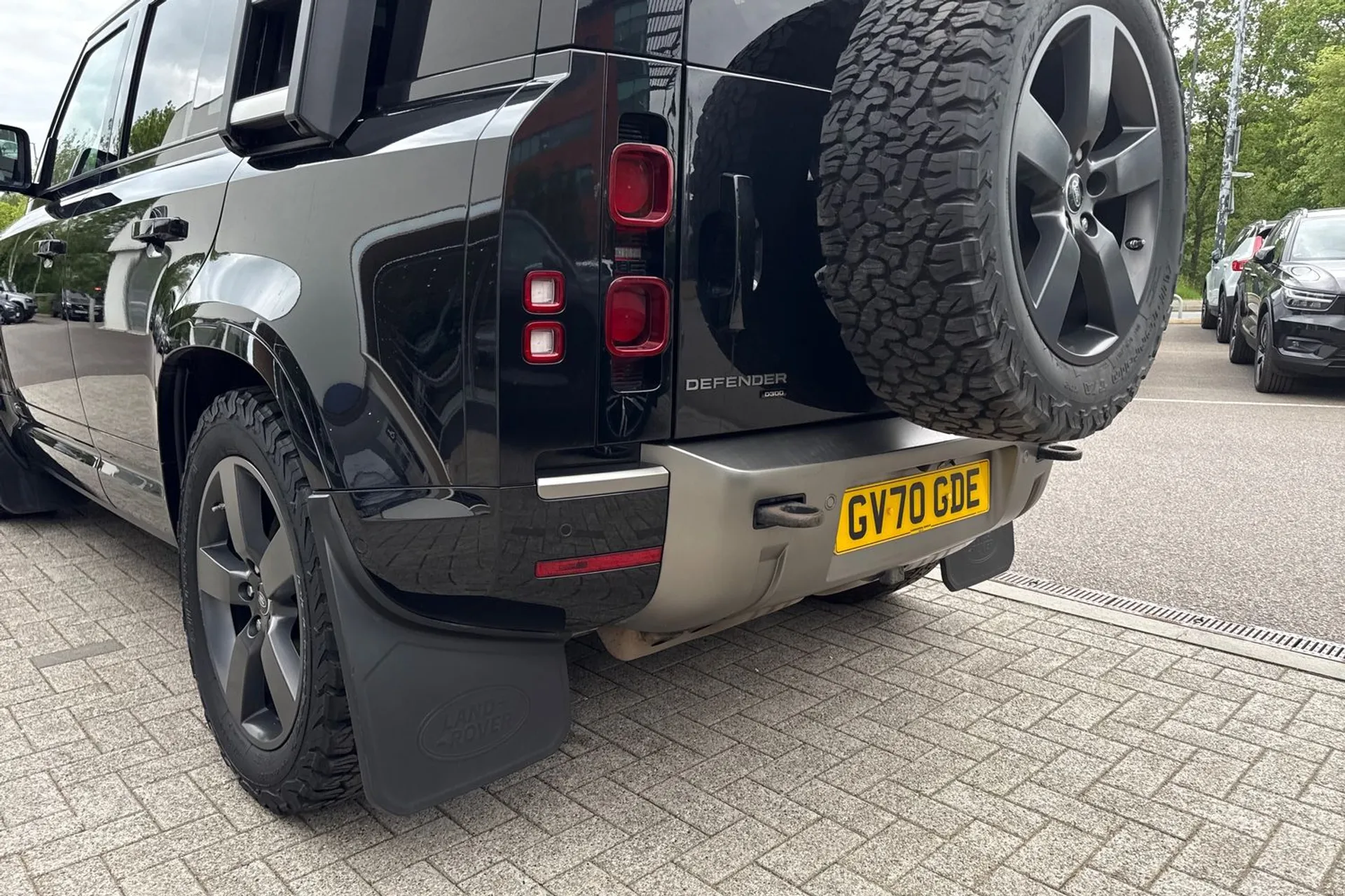 LAND ROVER DEFENDER thumbnail image number 19