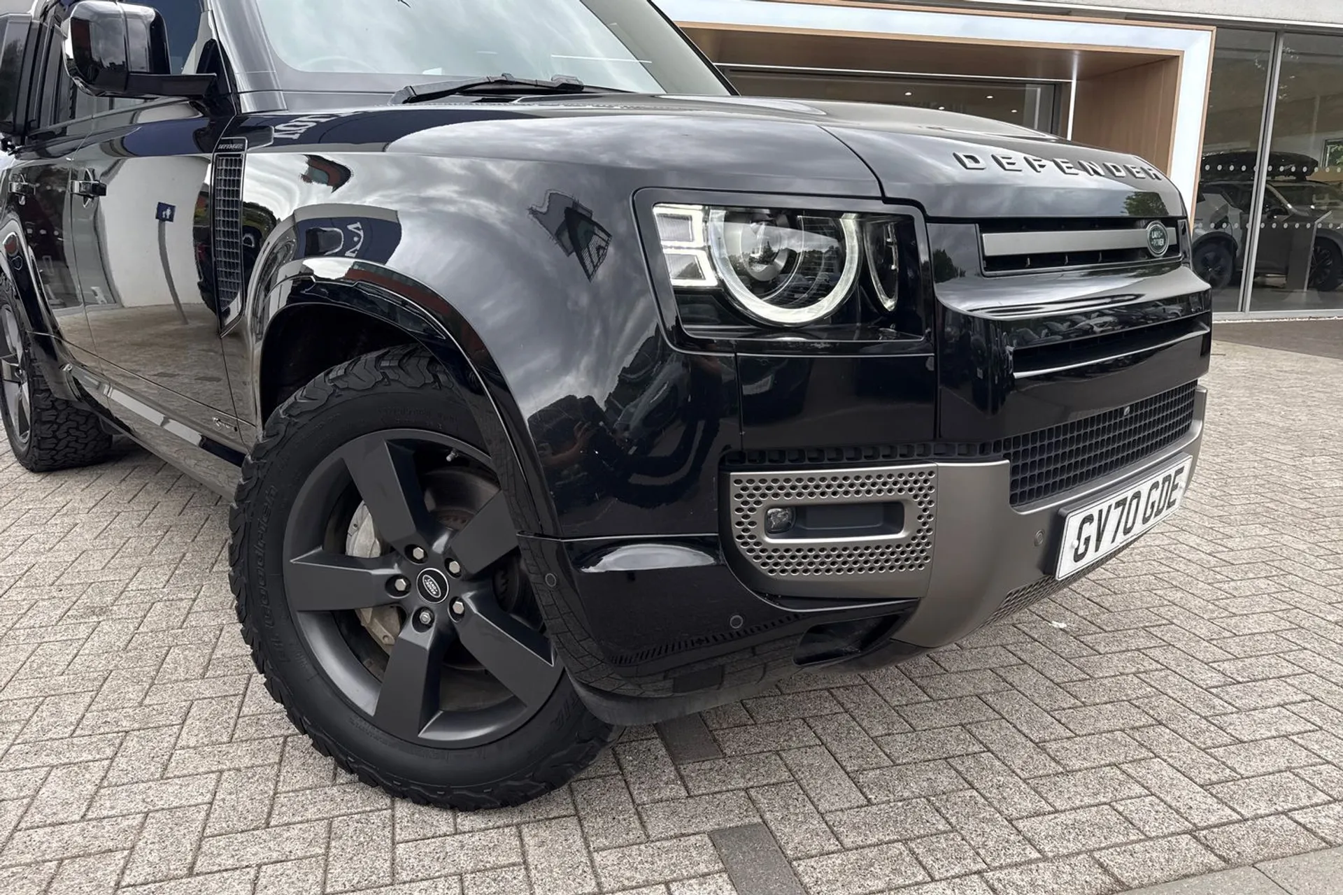 LAND ROVER DEFENDER thumbnail image number 7