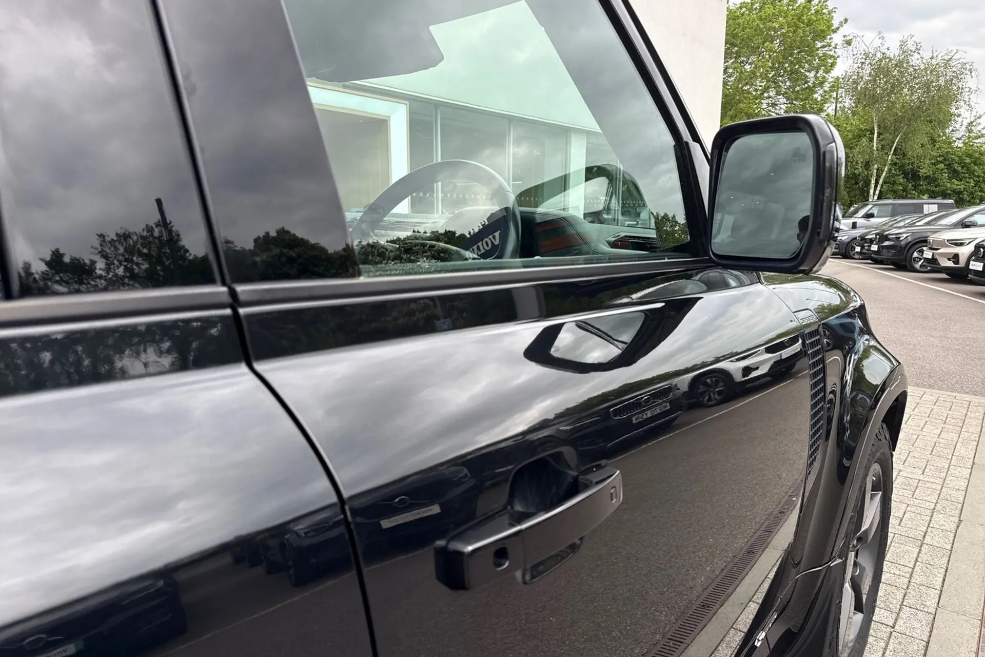 LAND ROVER DEFENDER thumbnail image number 18