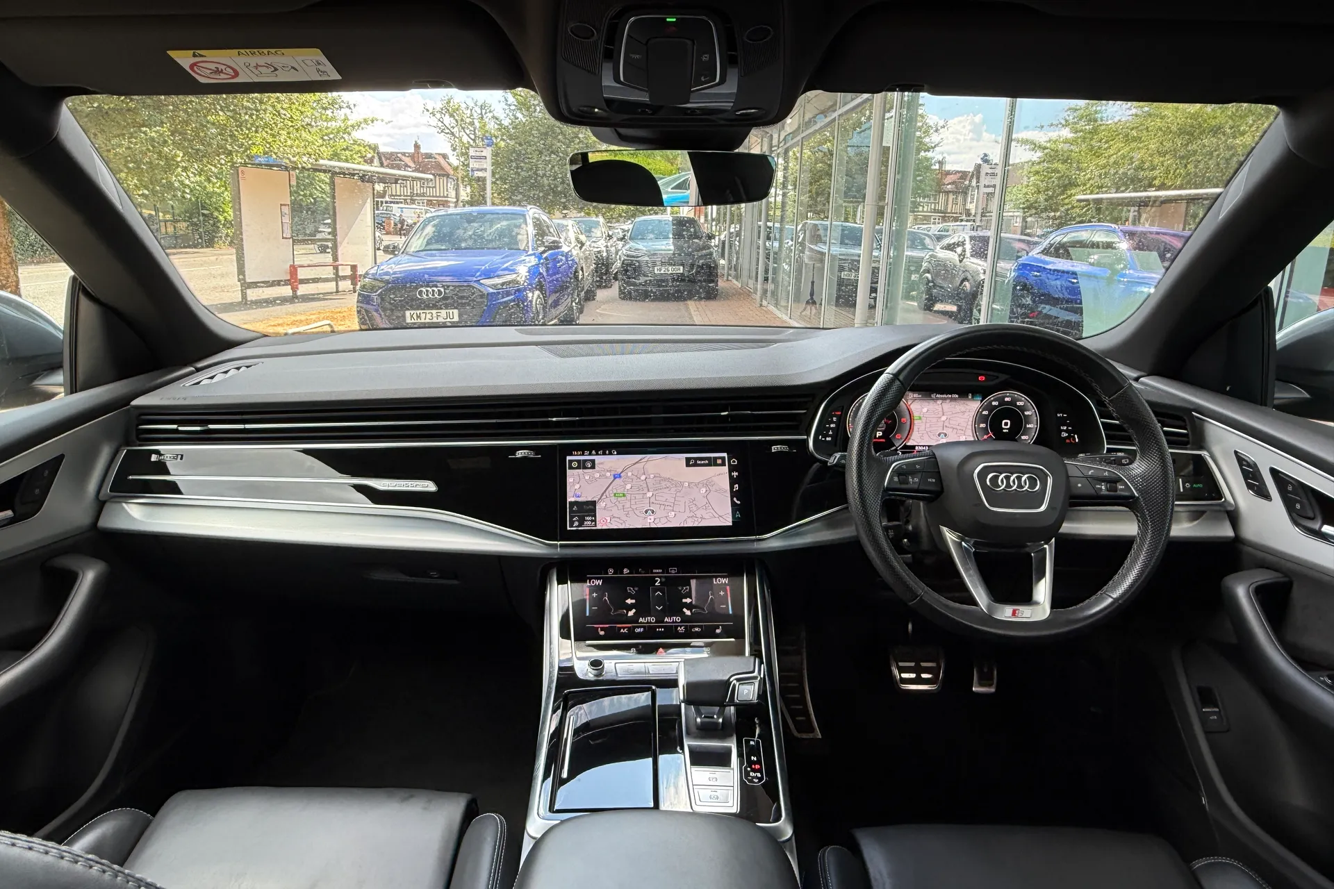 Audi Q8 thumbnail image number 43