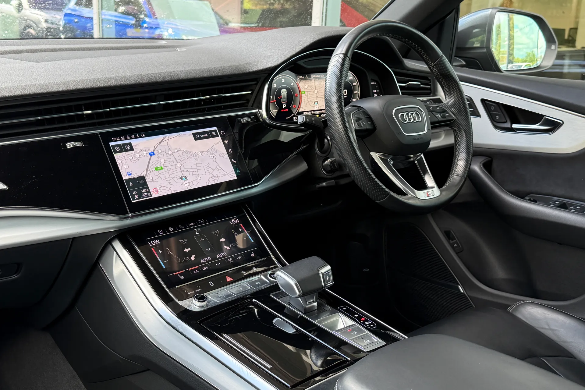 Audi Q8 thumbnail image number 56
