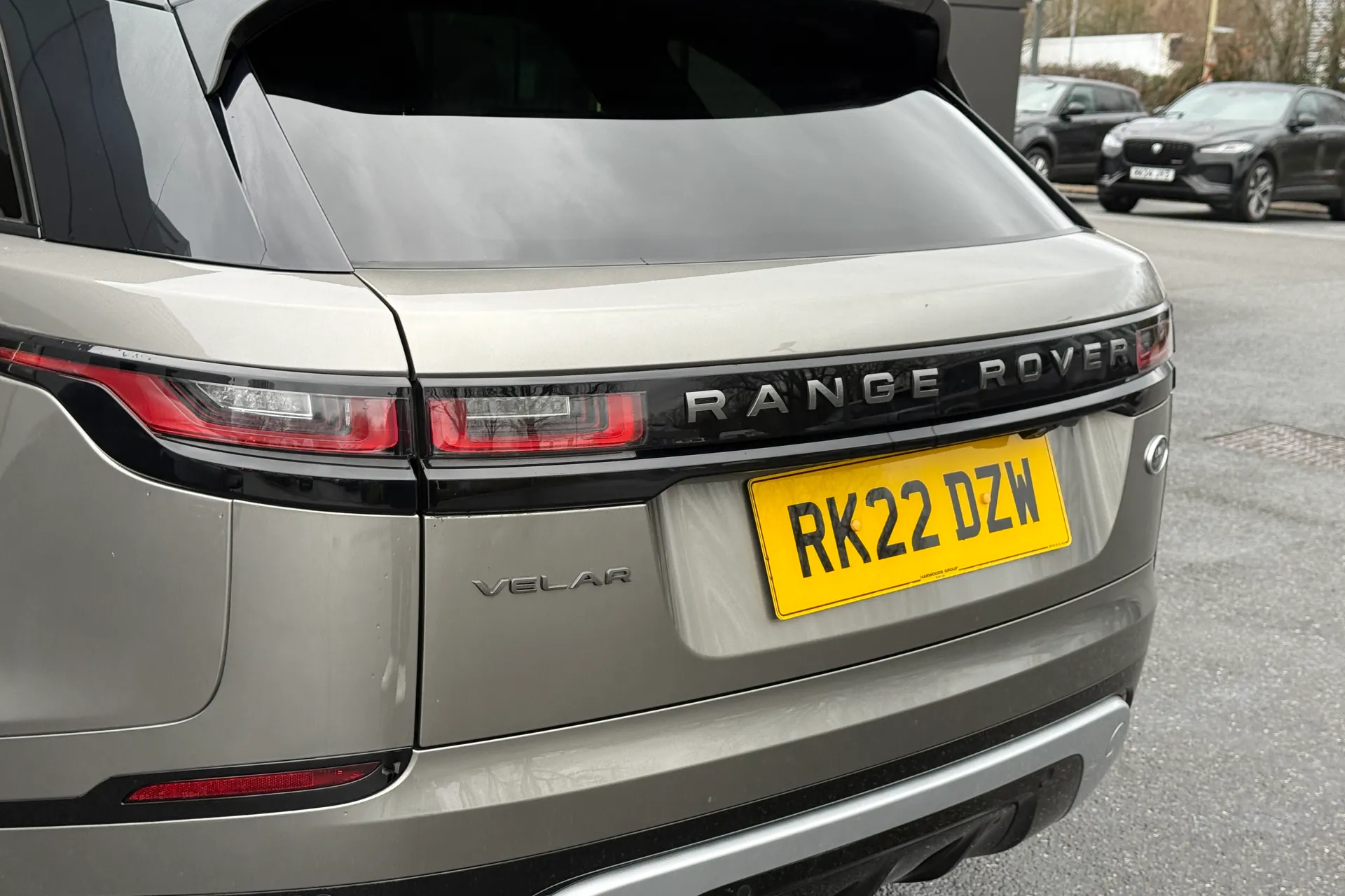 LAND ROVER RANGE ROVER VELAR thumbnail image number 39