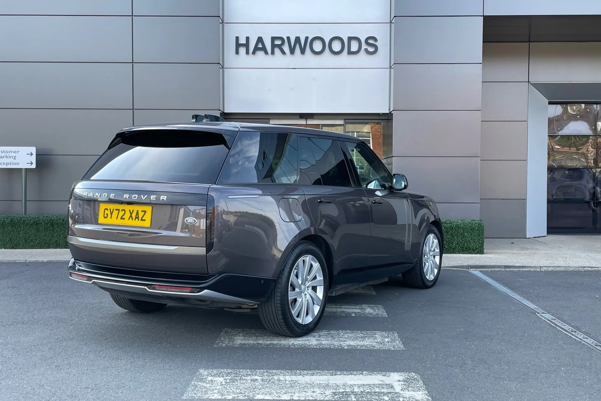 LAND ROVER RANGE ROVER thumbnail image number 9