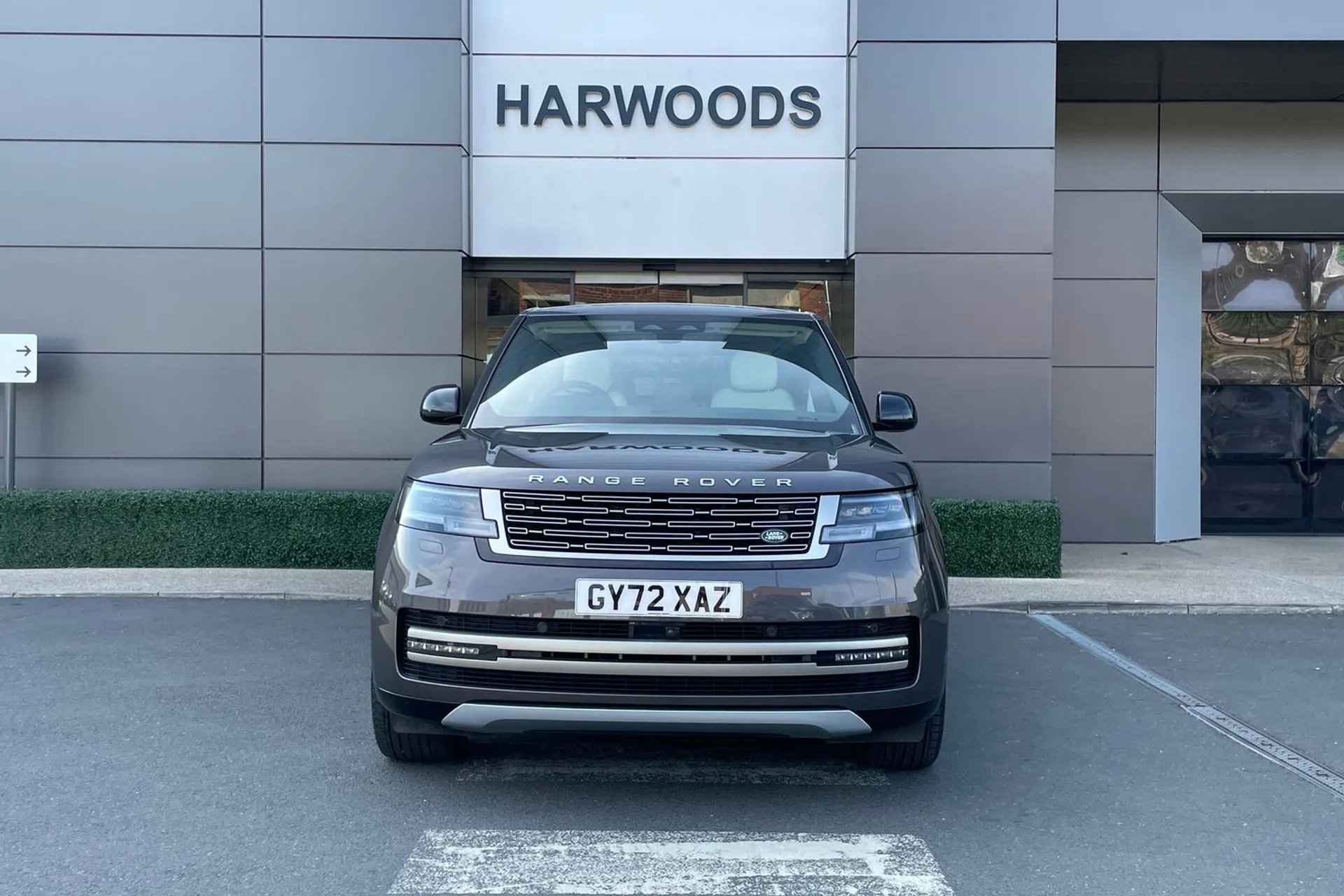 LAND ROVER RANGE ROVER thumbnail image number 25