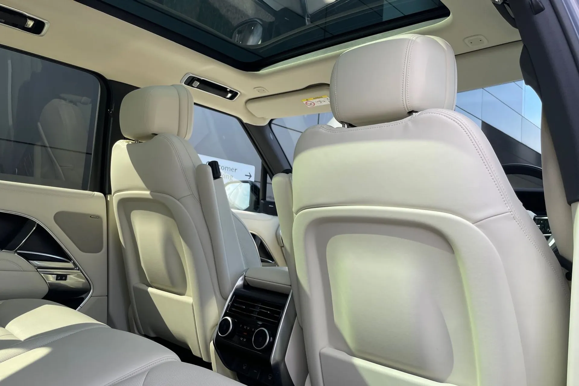 LAND ROVER RANGE ROVER thumbnail image number 41