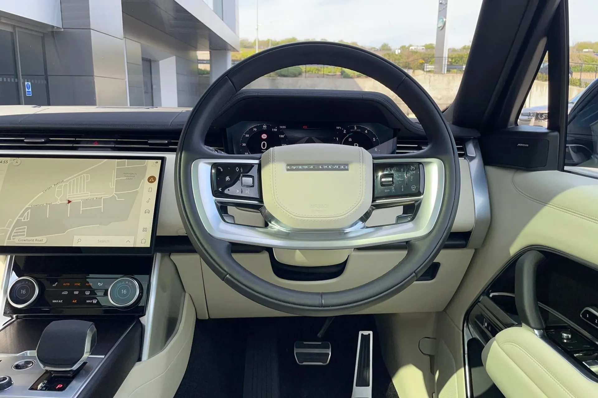 LAND ROVER RANGE ROVER thumbnail image number 49