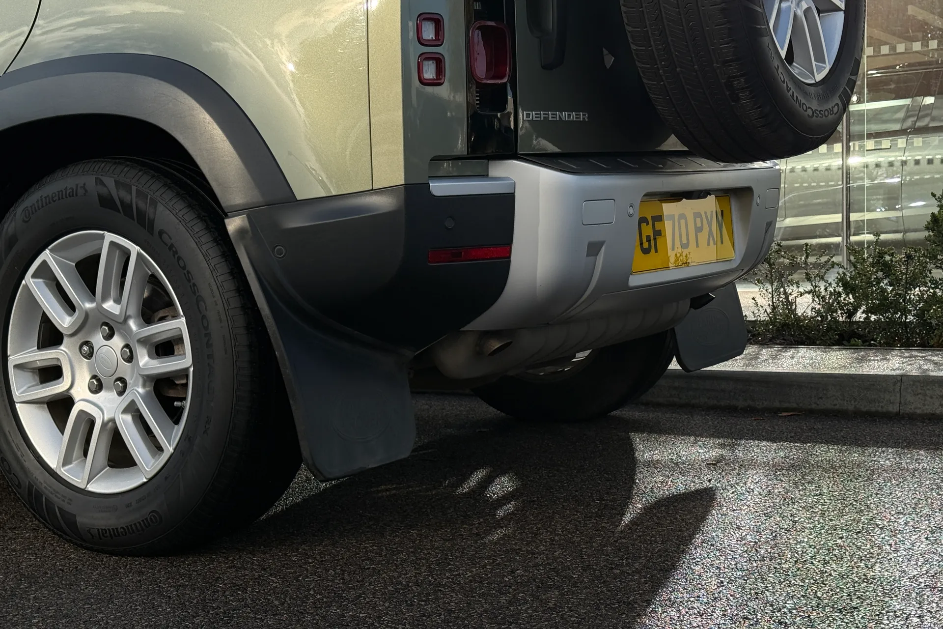 LAND ROVER Defender 110 thumbnail image number 31